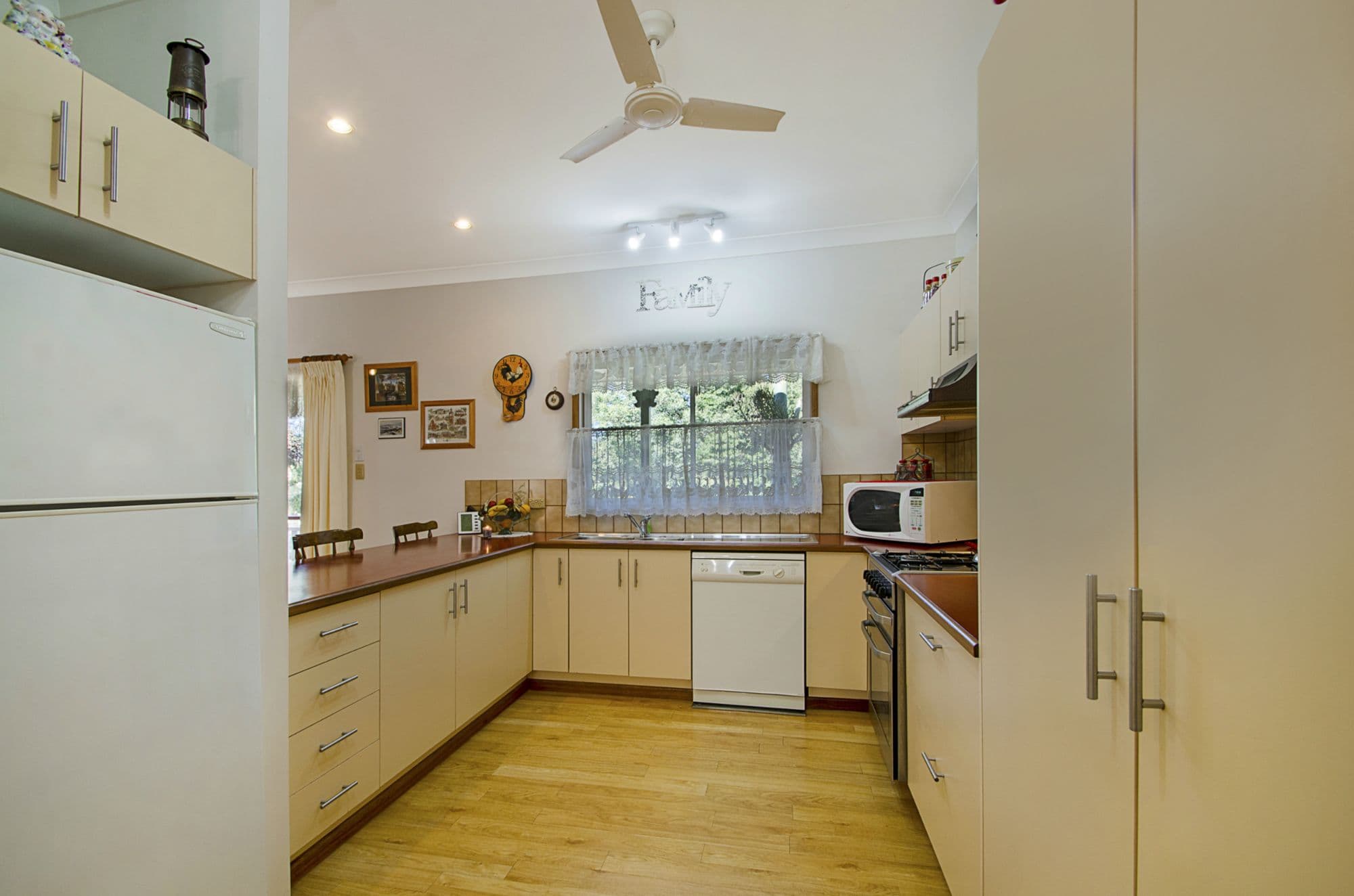 19 Lingara Avenue, Palmwoods, Palmwoods - Thumbnail 5