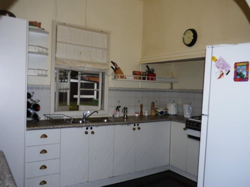 11 Perry Street, Churchill - Thumbnail 4