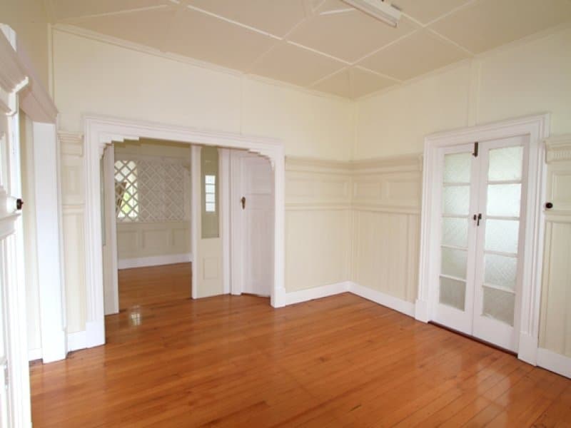 45 Woodend Road, Woodend - Thumbnail 2