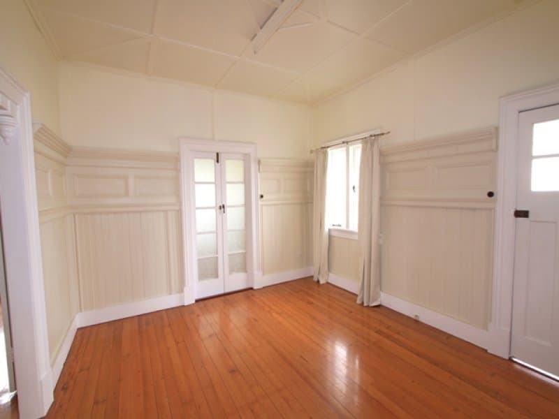 45 Woodend Road, Woodend - Thumbnail 3