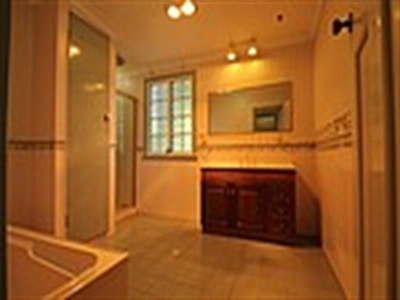 45 Glebe Road, Newtown - Thumbnail 4