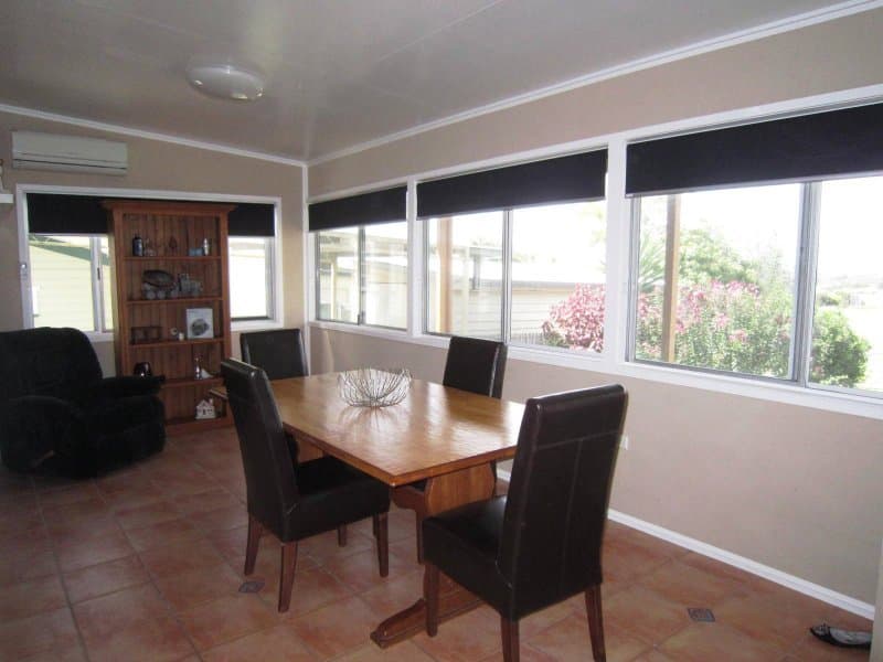 105 Blackstone Road, Silkstone - Thumbnail 4