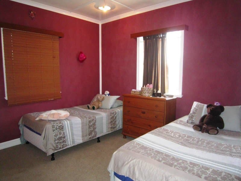 105 Blackstone Road, Silkstone - Thumbnail 8