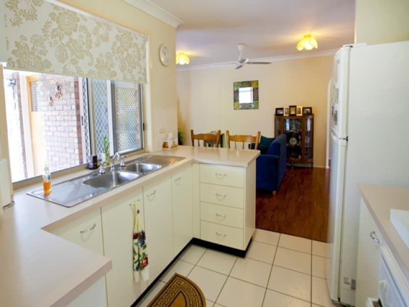 71 Burns Street, Fernvale - Thumbnail 8