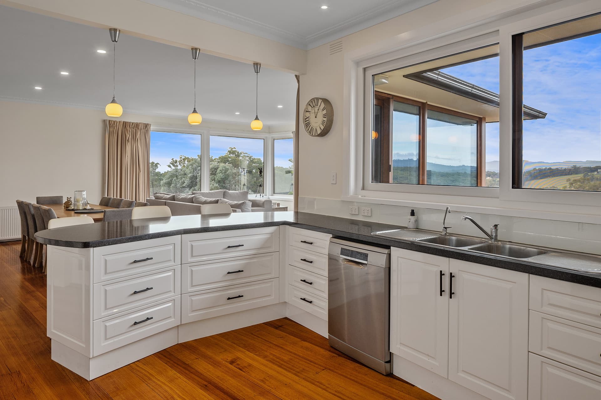 8 Cherry Road, AVONSLEIGH, Avonsleigh - Thumbnail 8