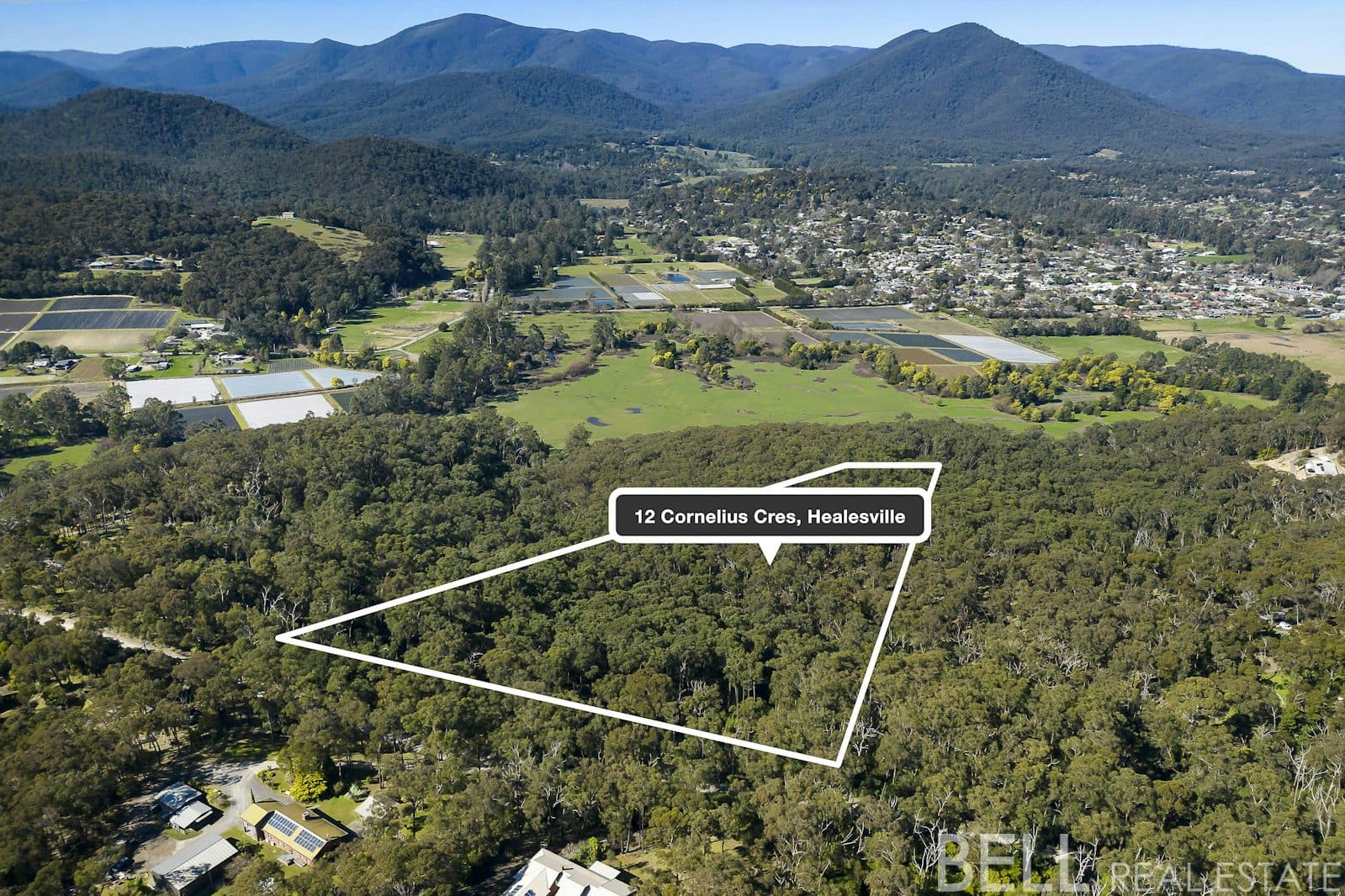 12 Cornelius Crescent, HEALESVILLE, Healesville - Thumbnail 2