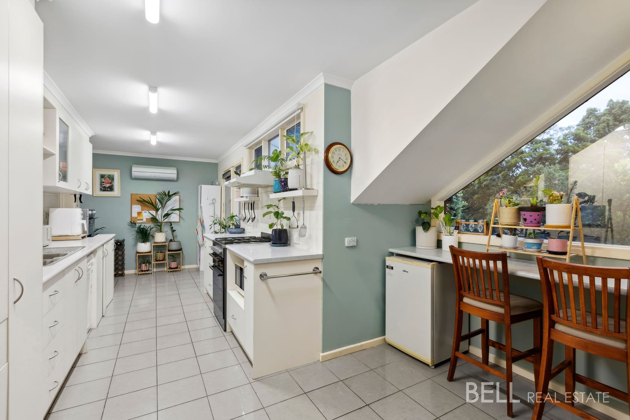 7 Bradman Court, BORONIA, Boronia - Thumbnail 5