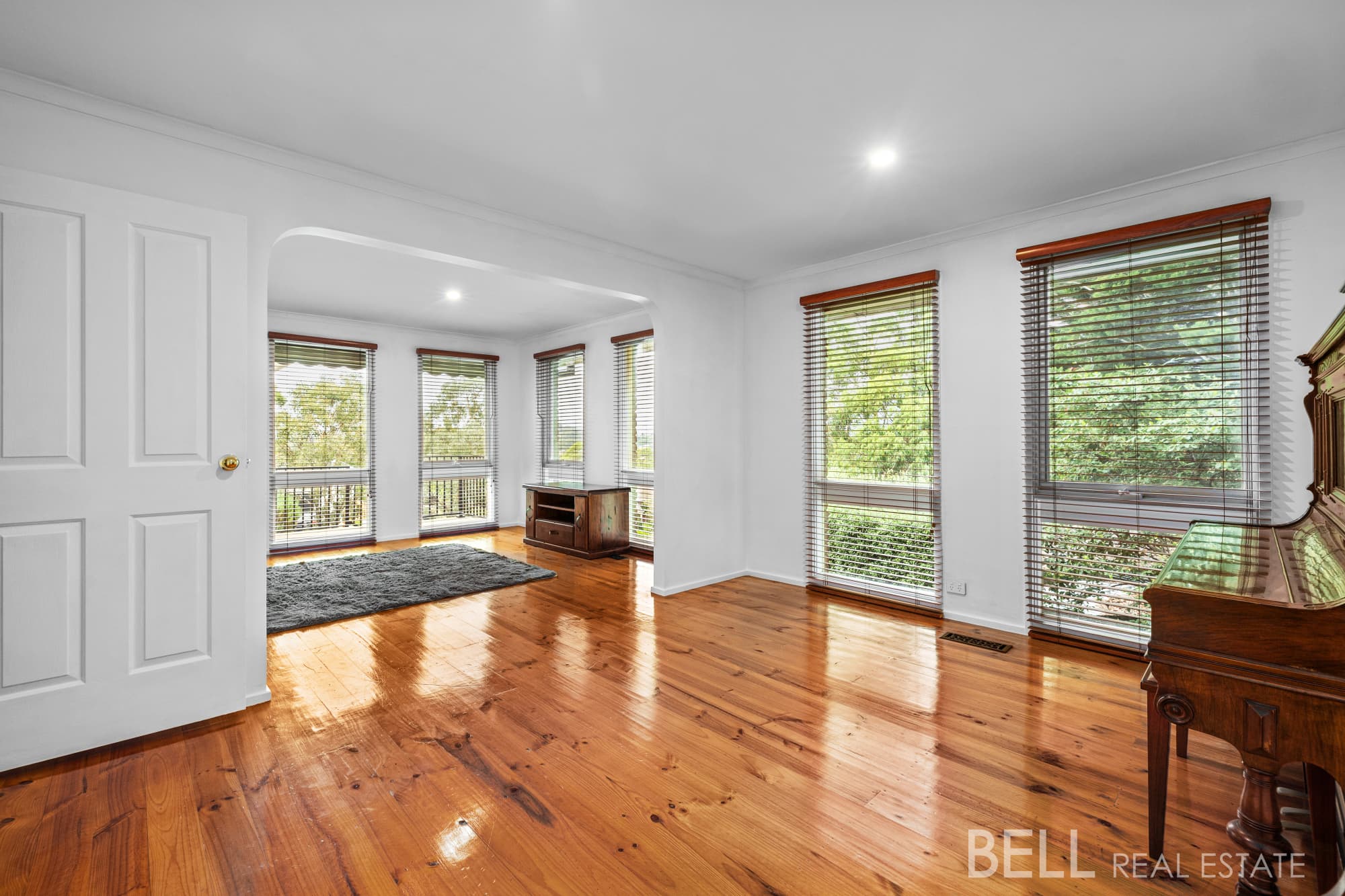 23 Mundara Drive, RINGWOOD, Ringwood - Thumbnail 5