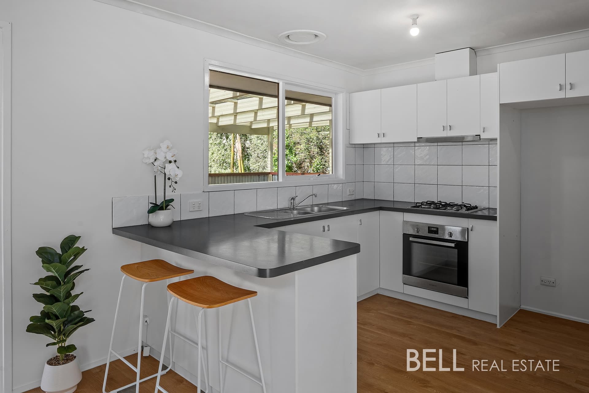 15 Kitchener Parade, COCKATOO, Cockatoo - Thumbnail 4