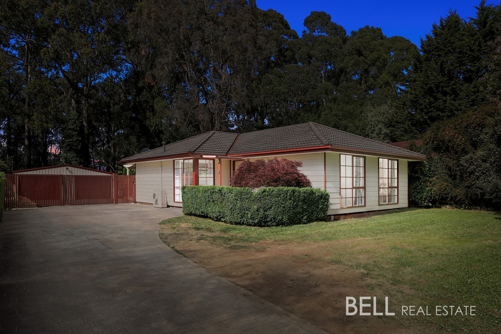 15 Kitchener Parade, COCKATOO, Cockatoo - Image 1