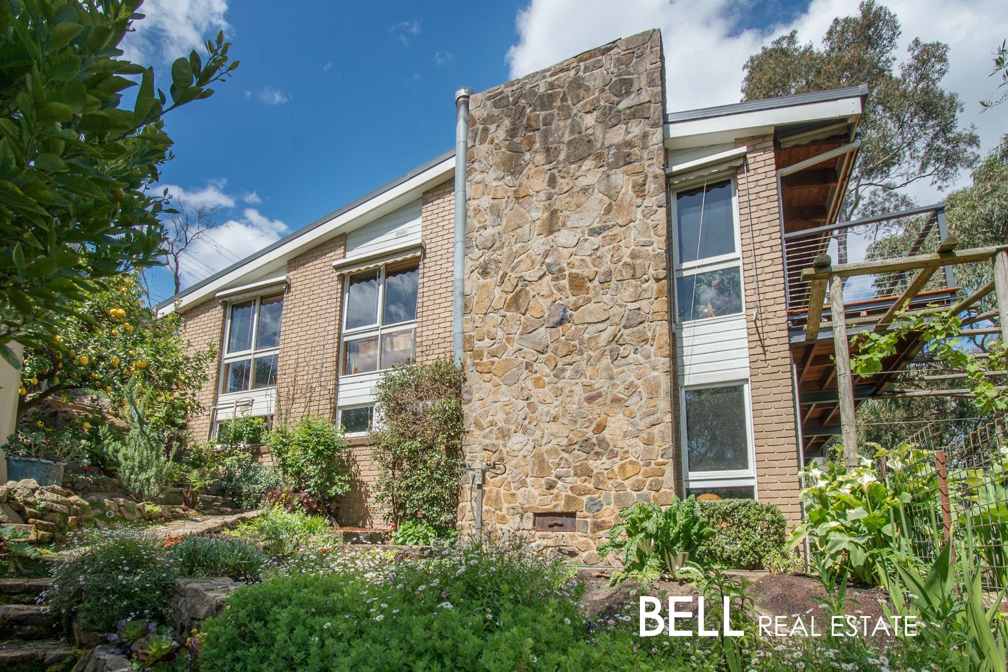 16 Baldwin Avenue, UPPER FERNTREE GULLY, Upper Ferntree Gully - Image 1