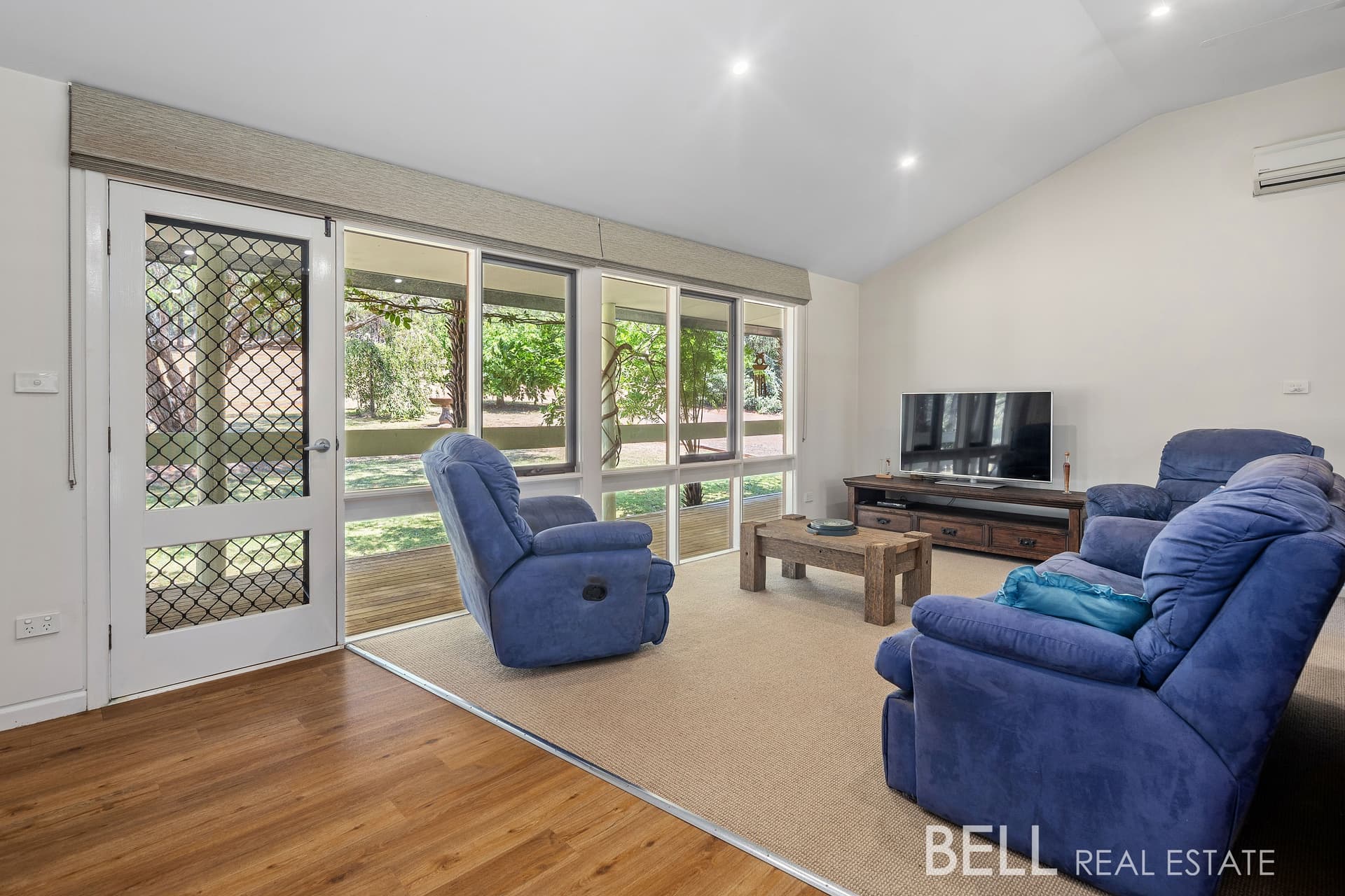 90 Old Soldier Road, GEMBROOK, Gembrook - Thumbnail 2