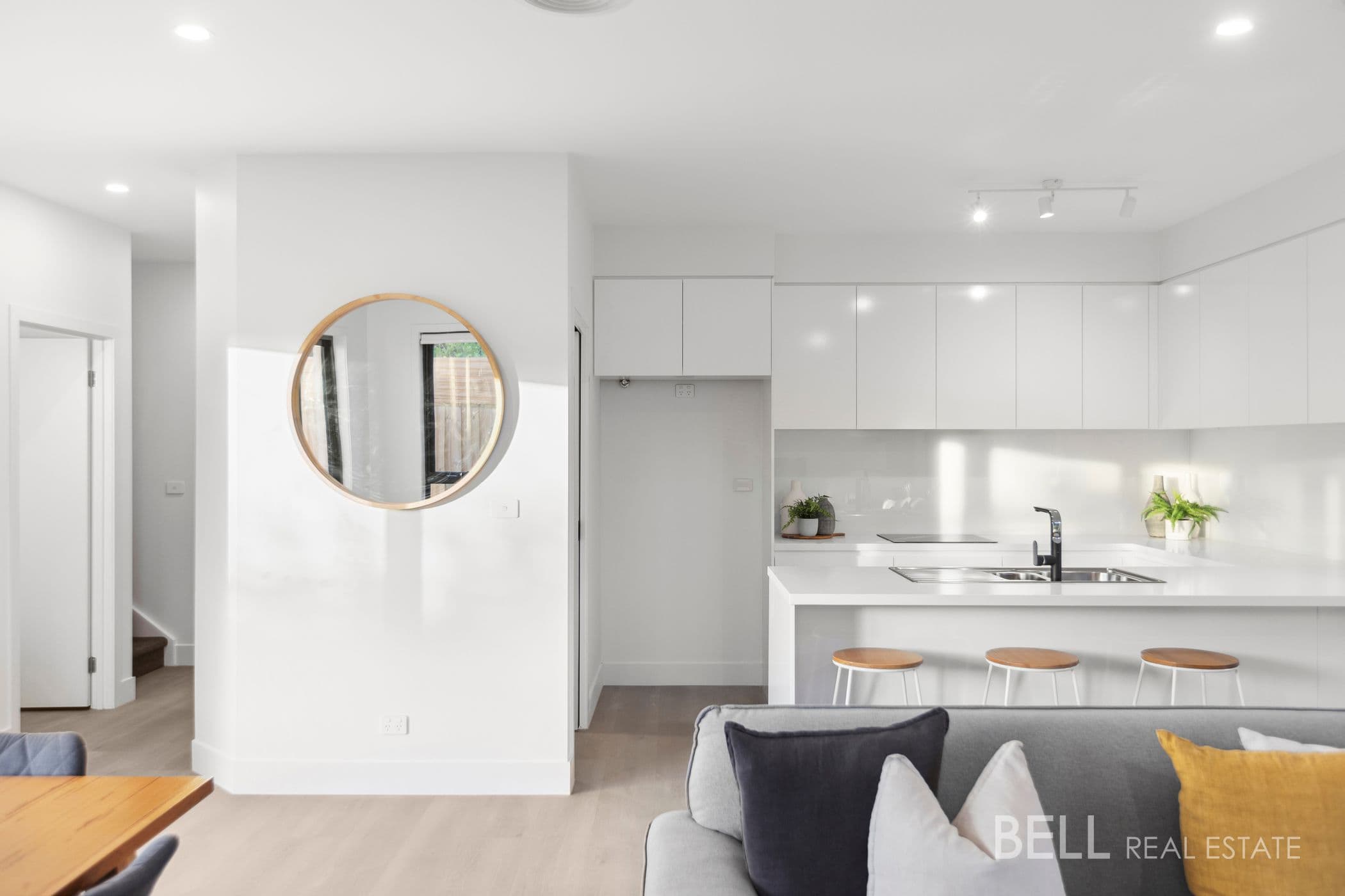 60 Dunbarton Drive, WANTIRNA, Wantirna - Thumbnail 4
