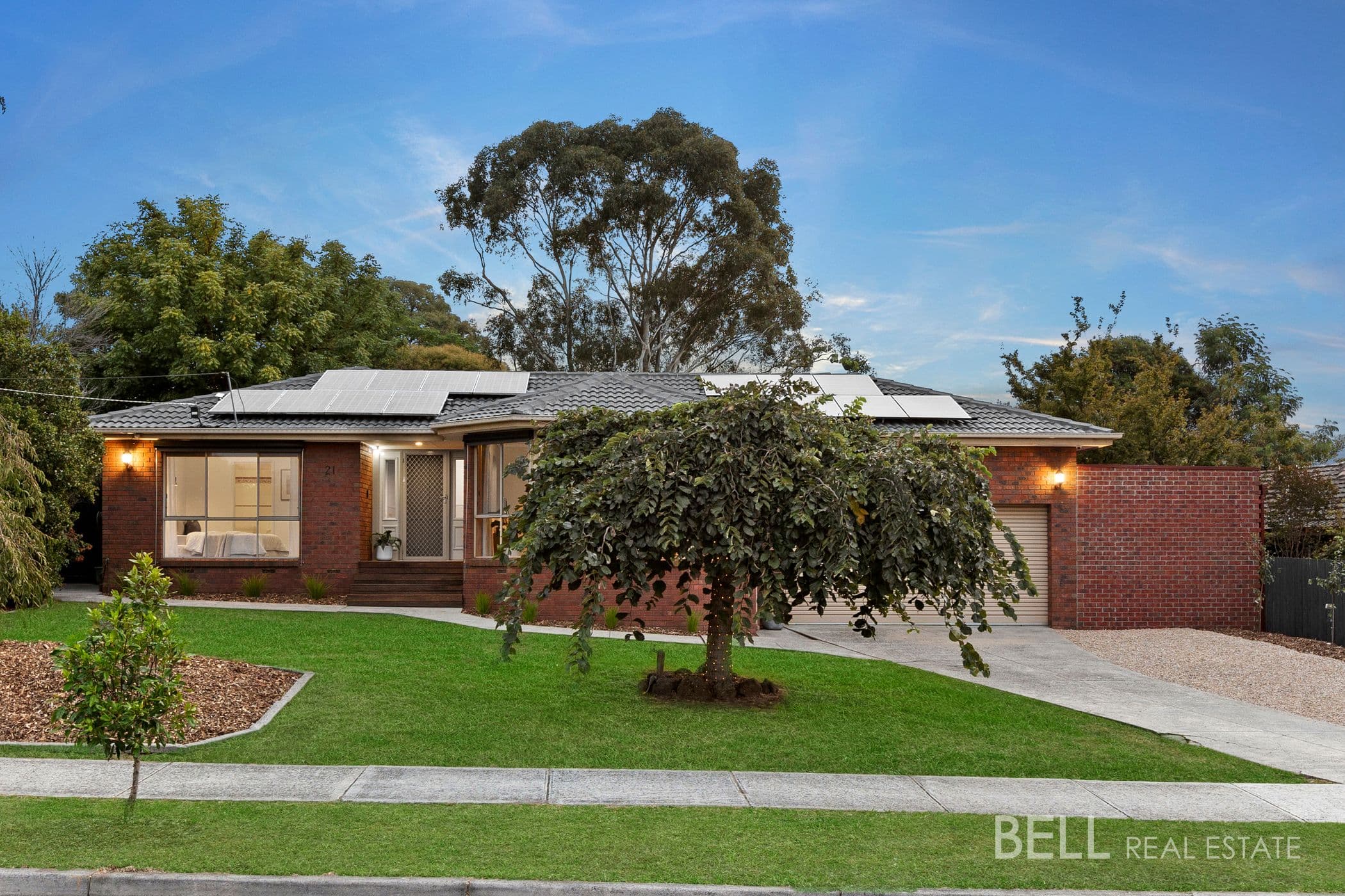 21 Cumberland Crescent, CHIRNSIDE PARK, Chirnside Park - Image 1