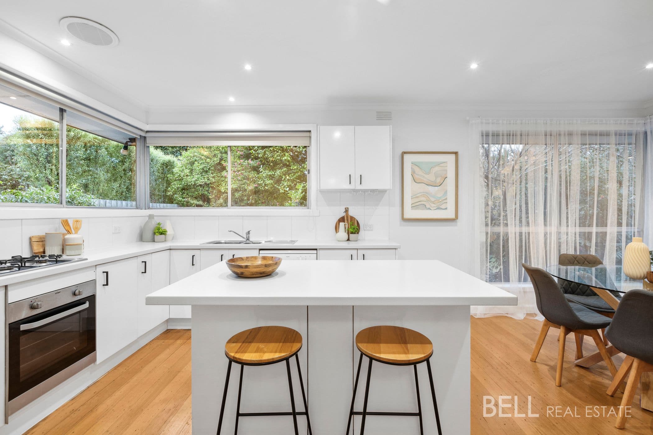 11 Graeme Avenue, RINGWOOD, Ringwood - Thumbnail 3