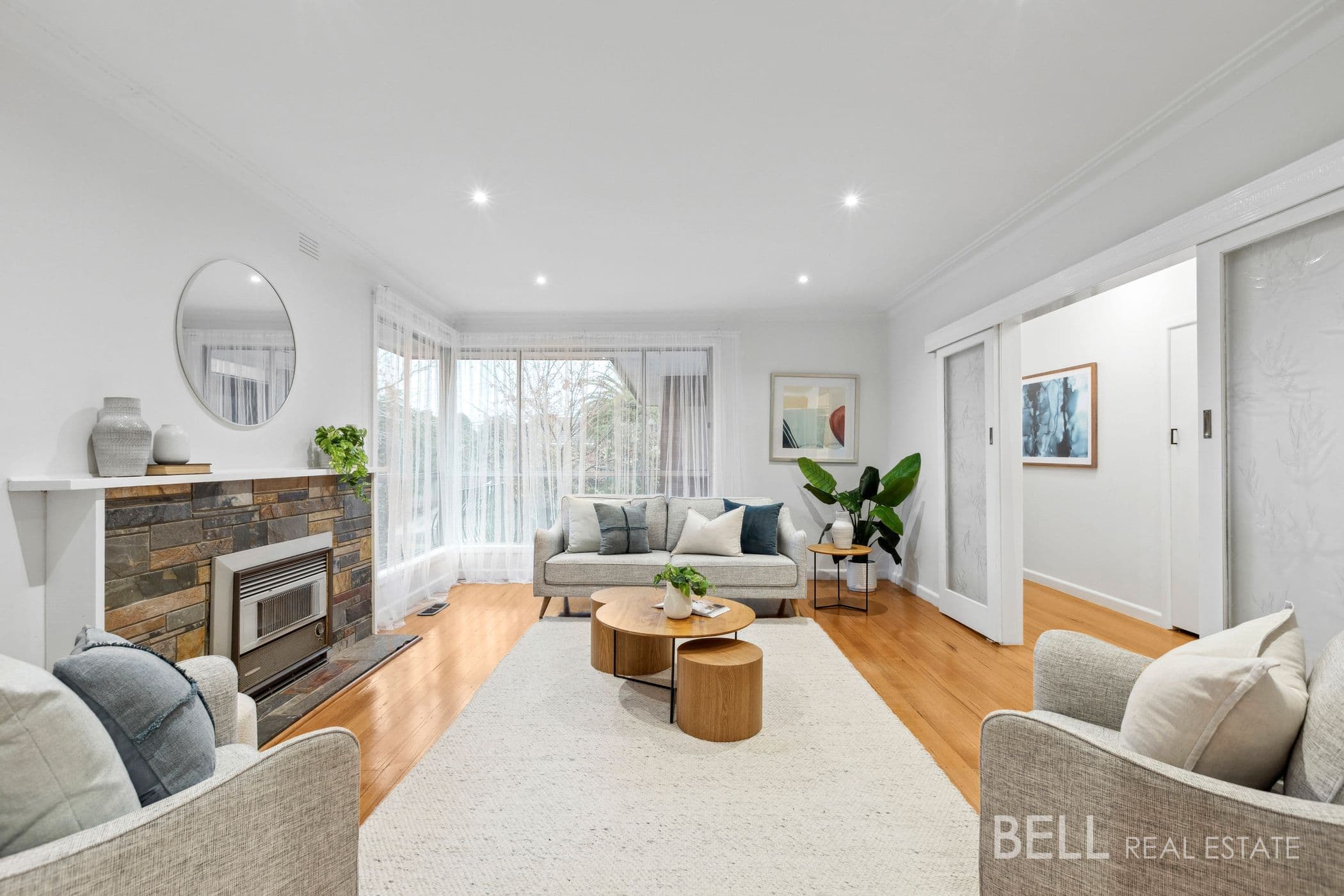 11 Graeme Avenue, RINGWOOD, Ringwood - Thumbnail 2