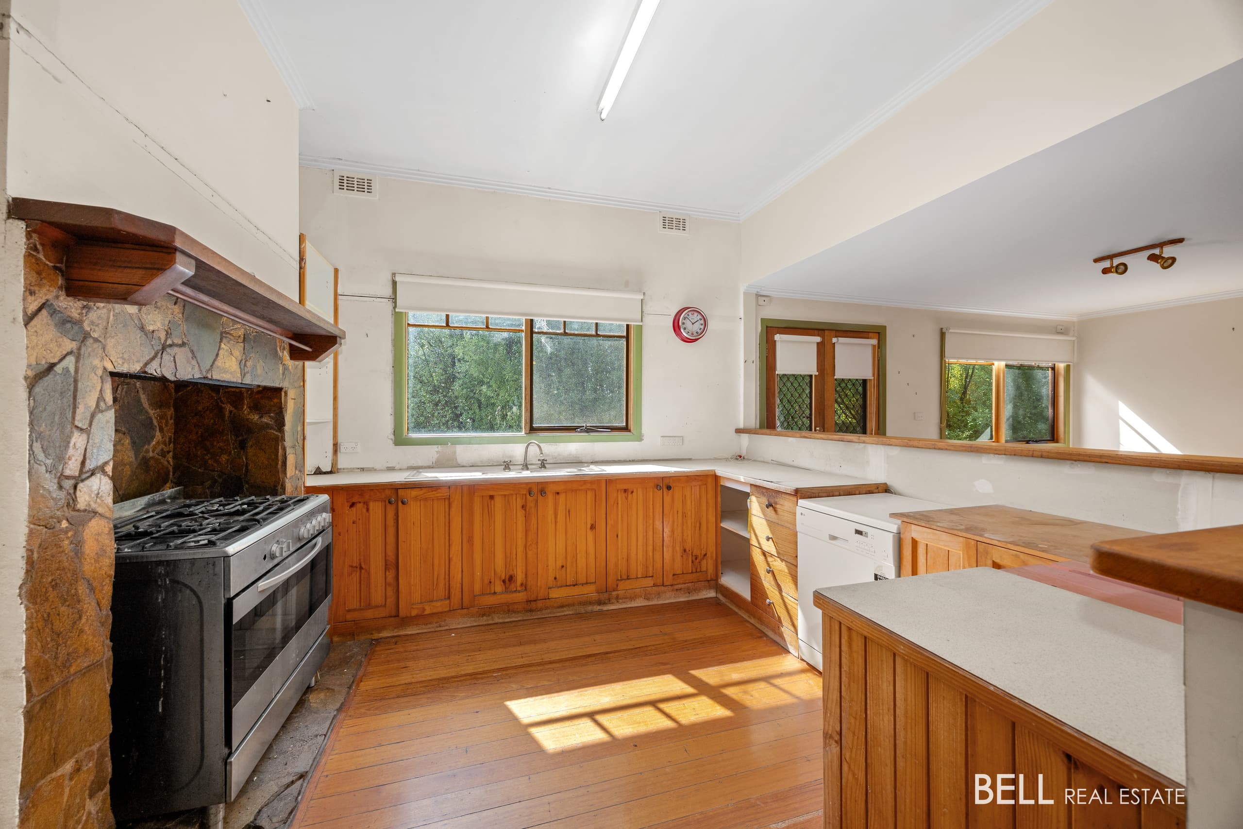 25 Clarke Avenue, WARBURTON, Warburton - Thumbnail 7