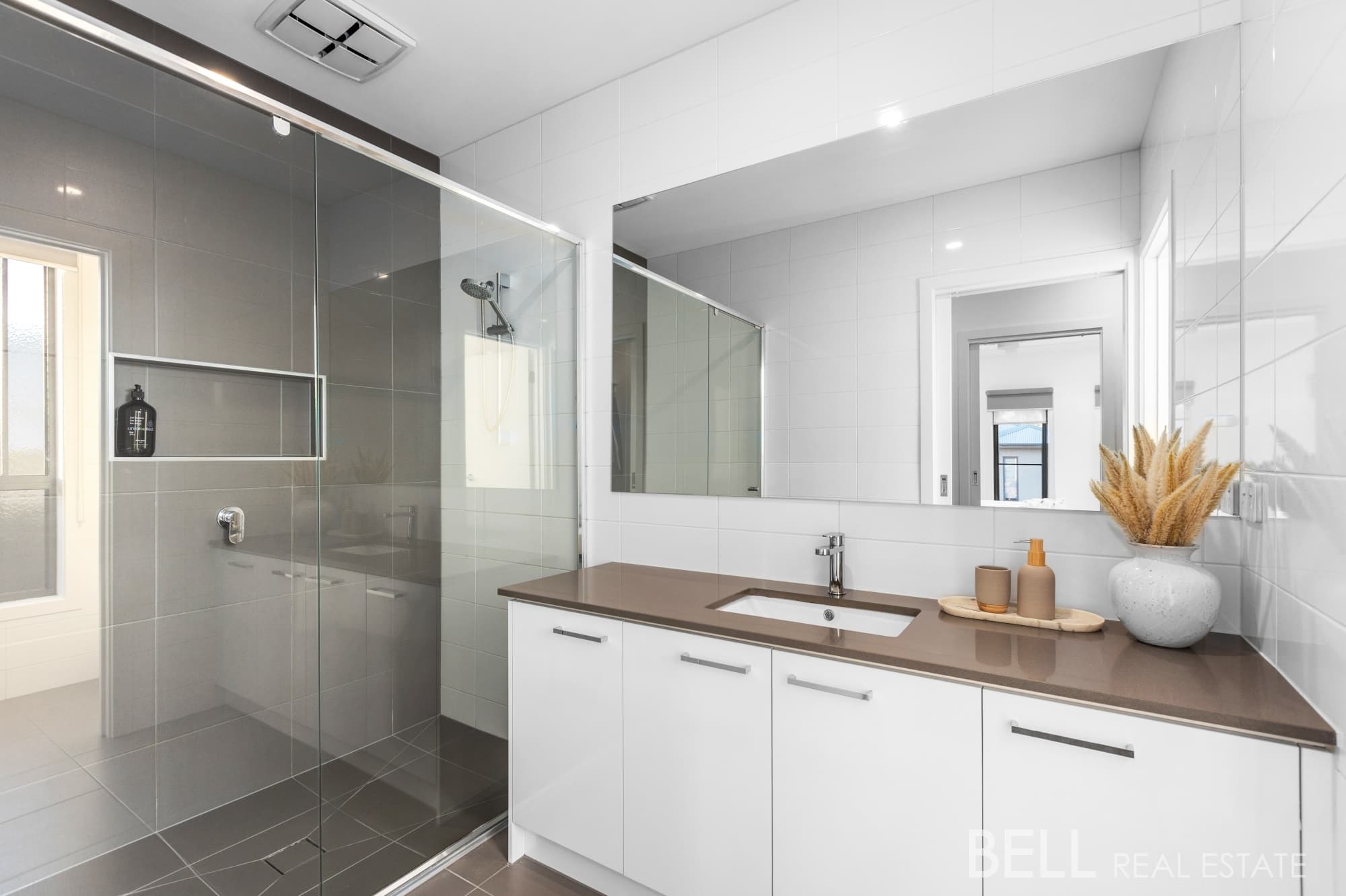 4 Caddie Crescent, CHIRNSIDE PARK, Chirnside Park - Thumbnail 8