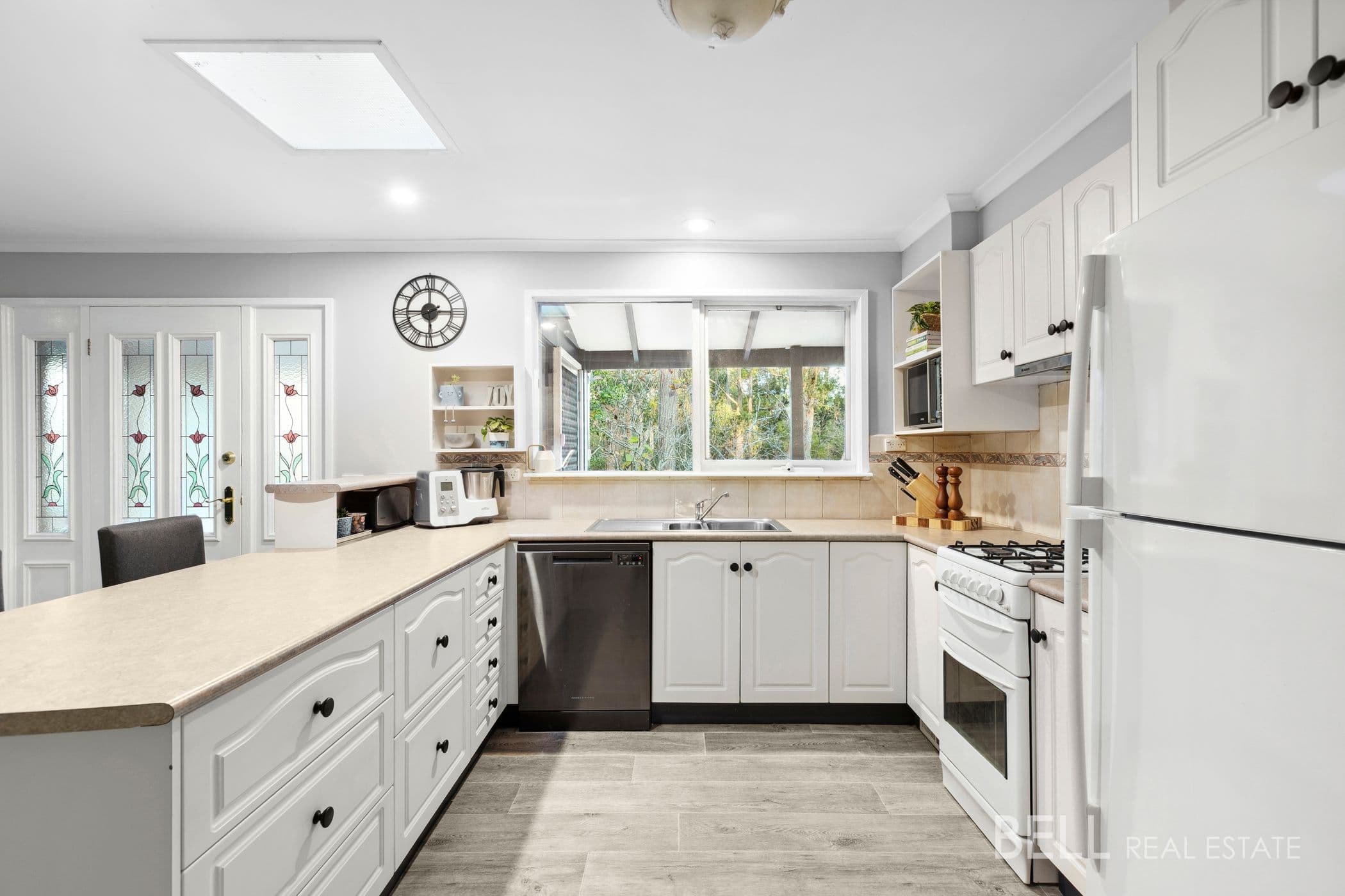 36 Joy Avenue, MOUNT EVELYN, Mount Evelyn - Thumbnail 5