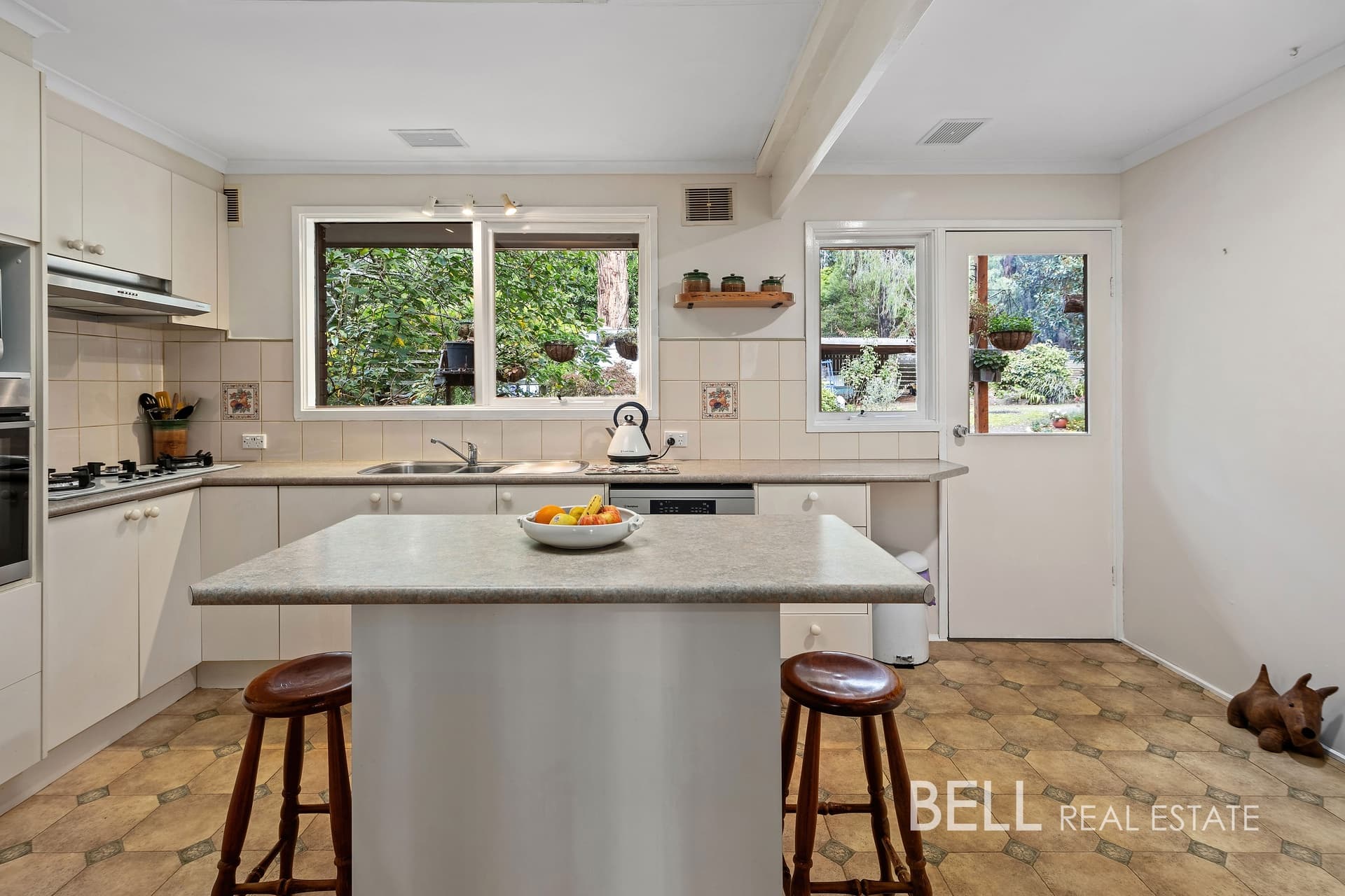 16 Bond Lane, GEMBROOK, Gembrook - Thumbnail 2