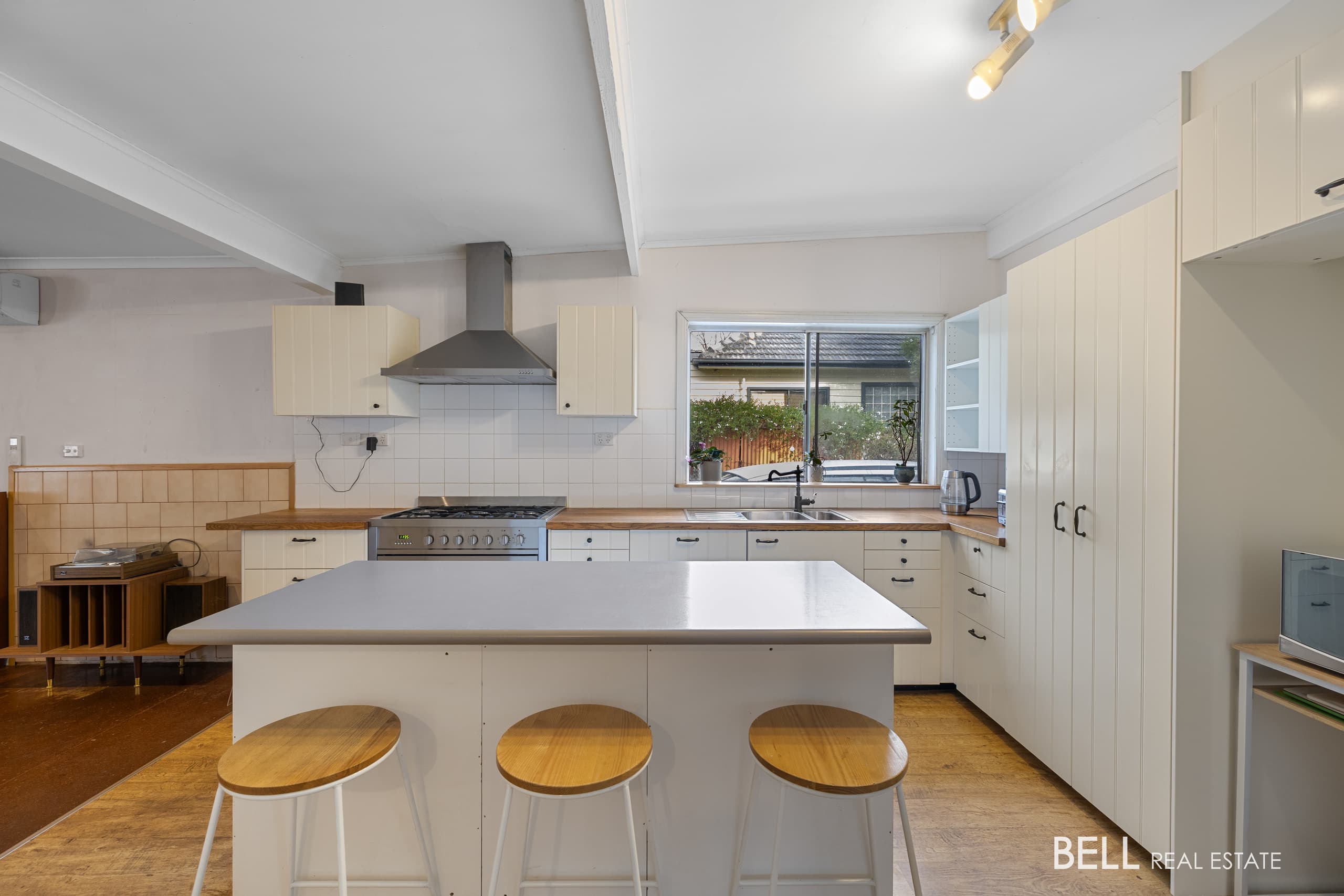 2728 Warburton Highway, WESBURN, Wesburn - Thumbnail 5