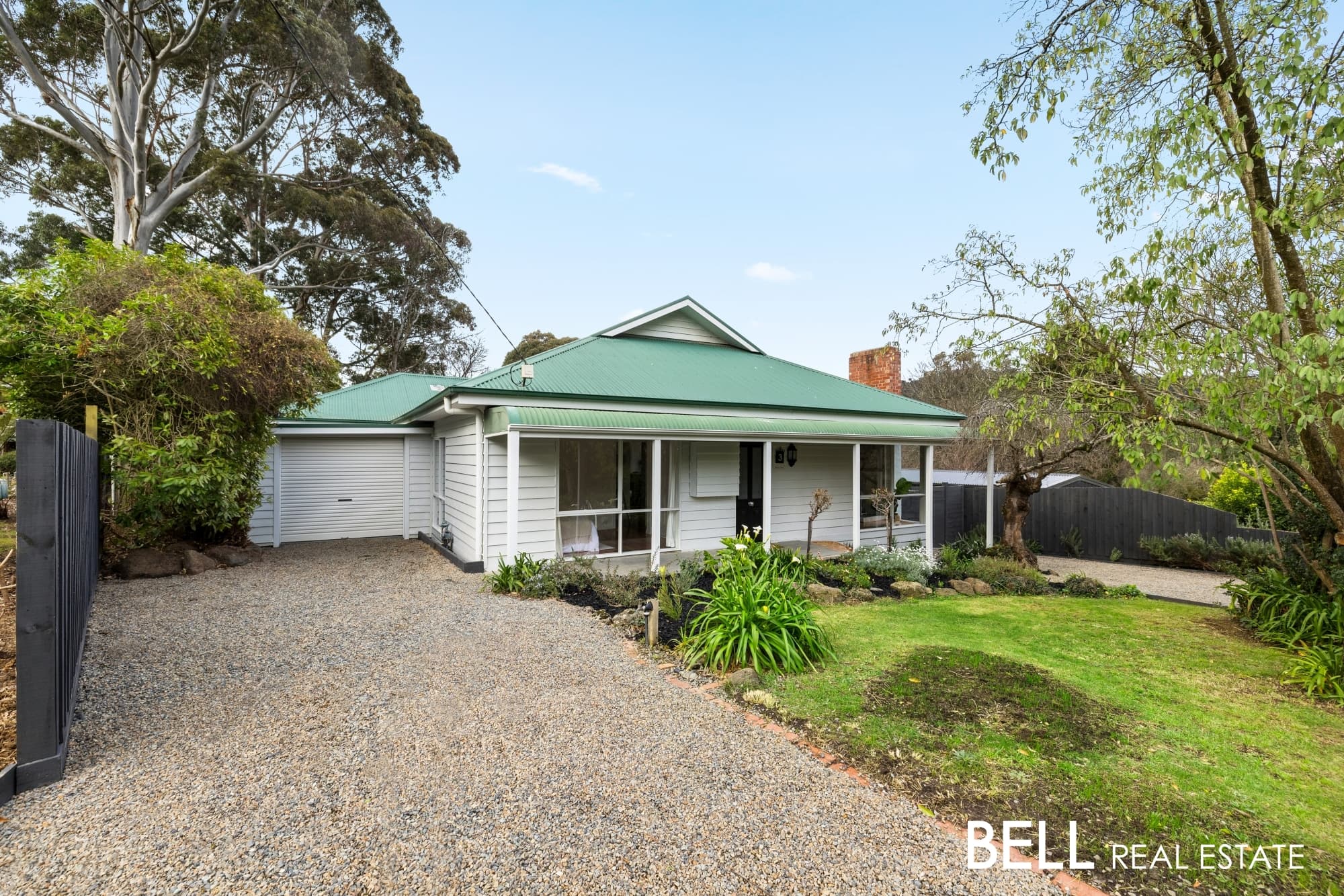 3 Centre Road, MONBULK, Monbulk - Thumbnail 2