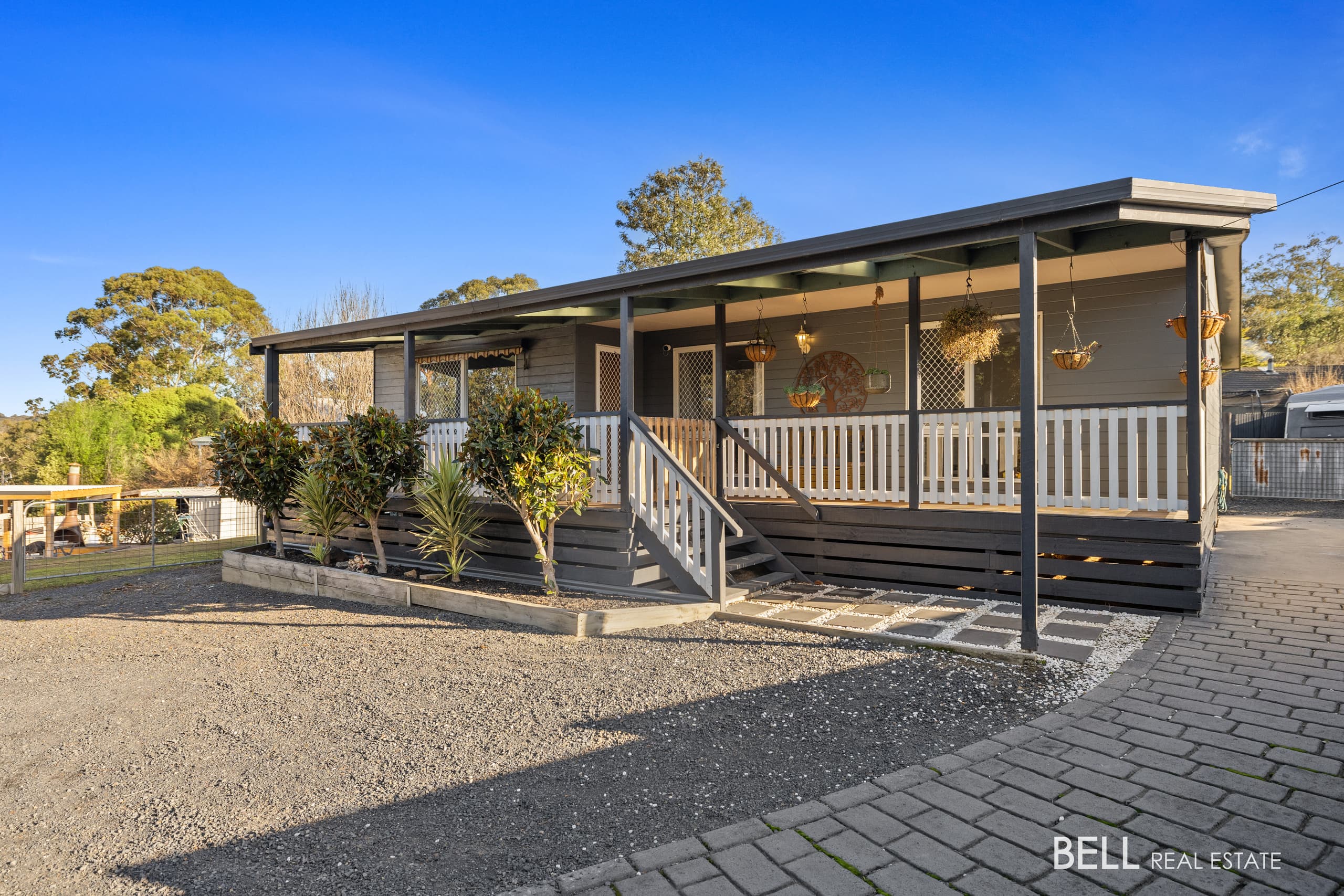 29 Greenwood Drive, LAUNCHING PLACE, Launching Place - Image 1