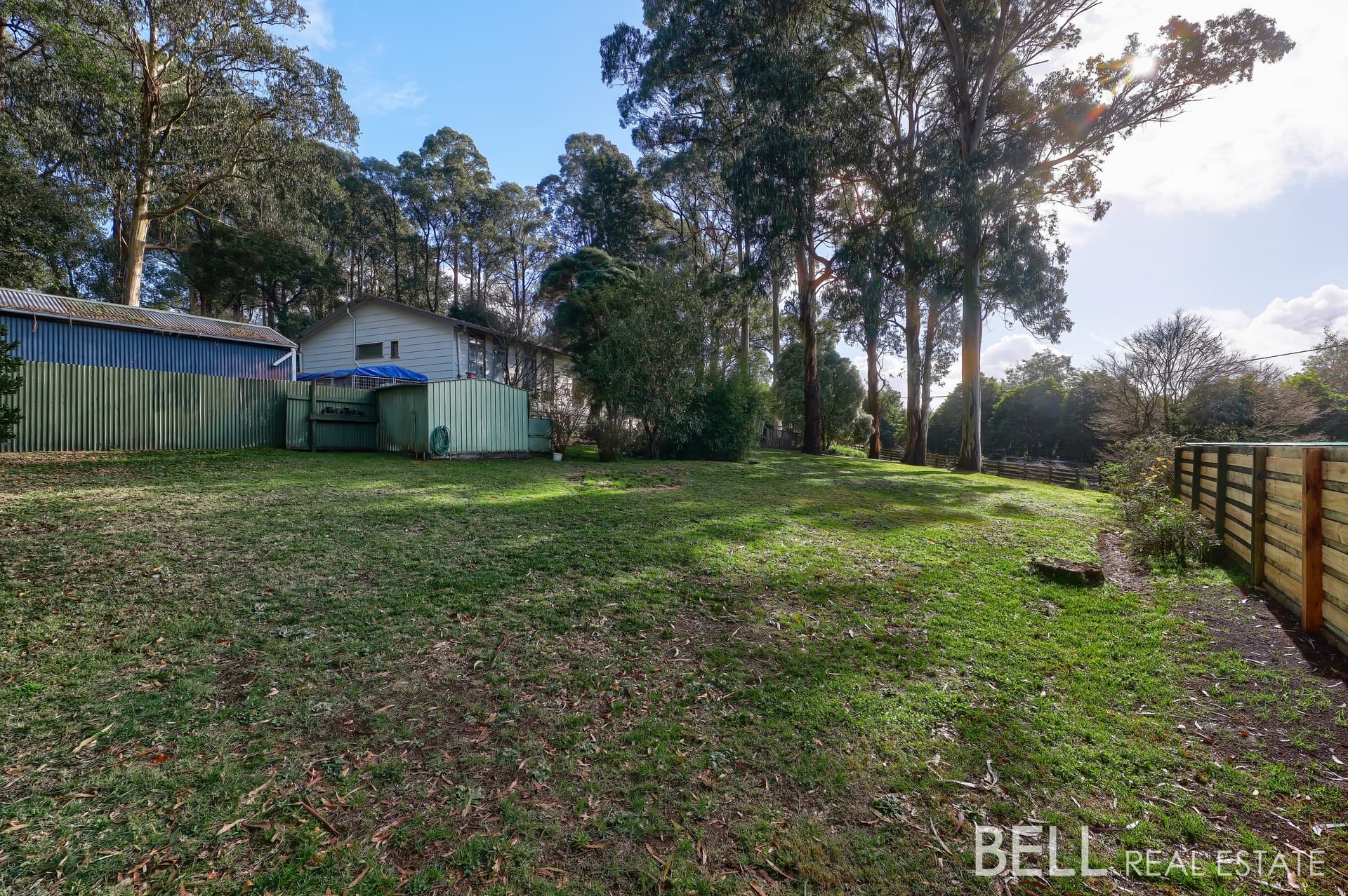 70 Beaconsfield Emerald Road, EMERALD, Emerald - Thumbnail 2