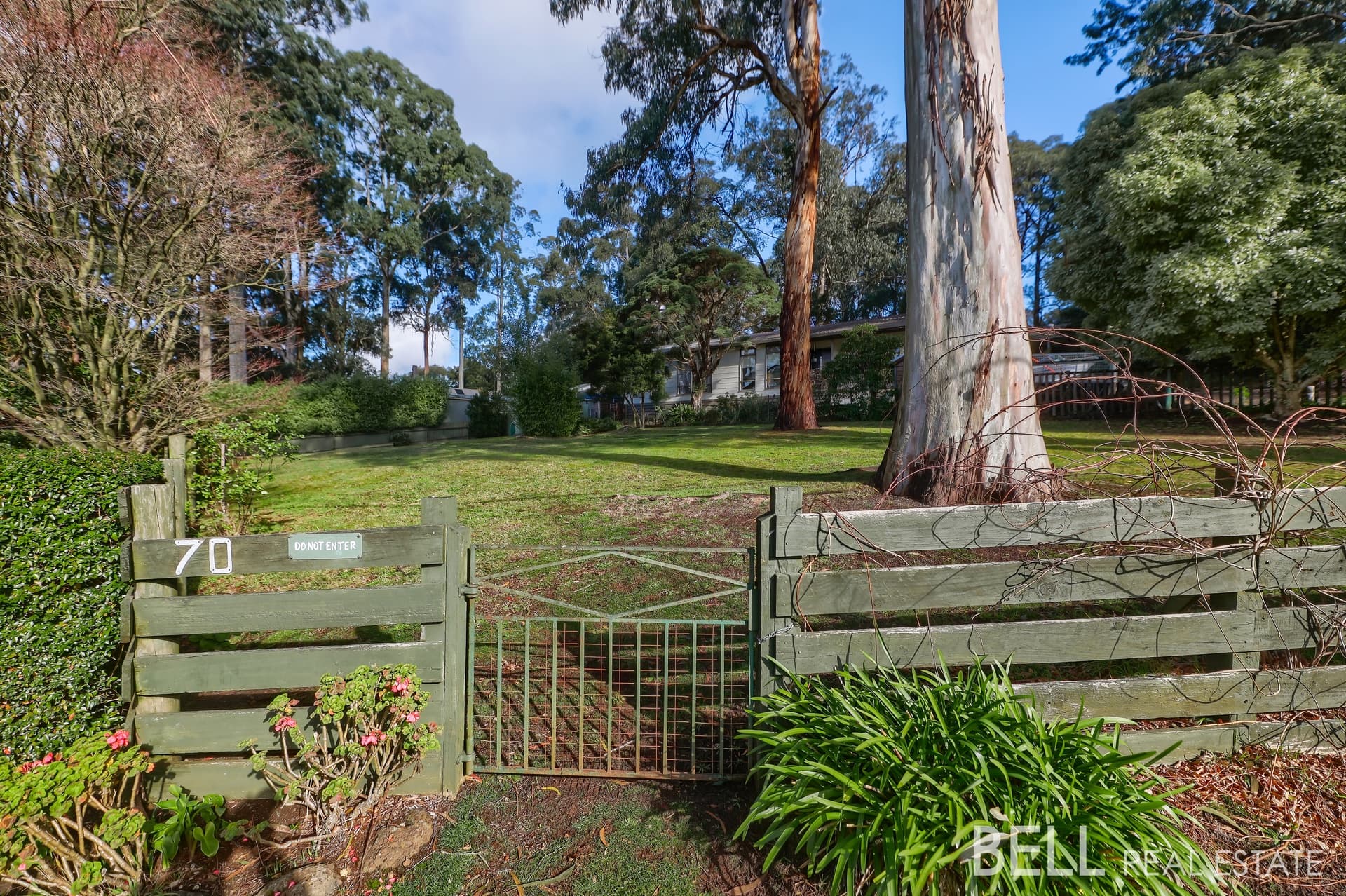 70 Beaconsfield Emerald Road, EMERALD, Emerald - Image 1