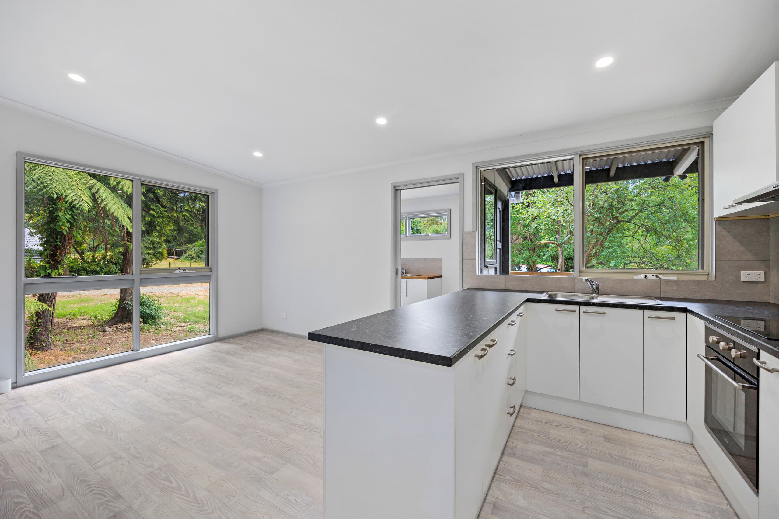 19 Whitegum Drive, EAST WARBURTON, Bossley Park - Thumbnail 4