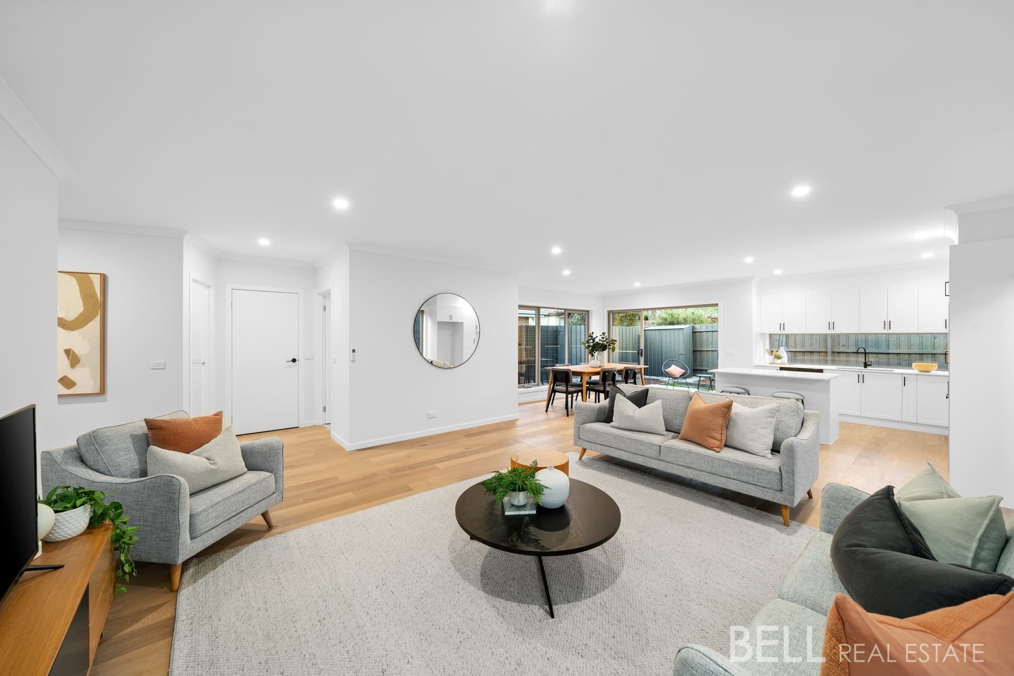18A Lade Avenue, KILSYTH, Kilsyth - Thumbnail 2