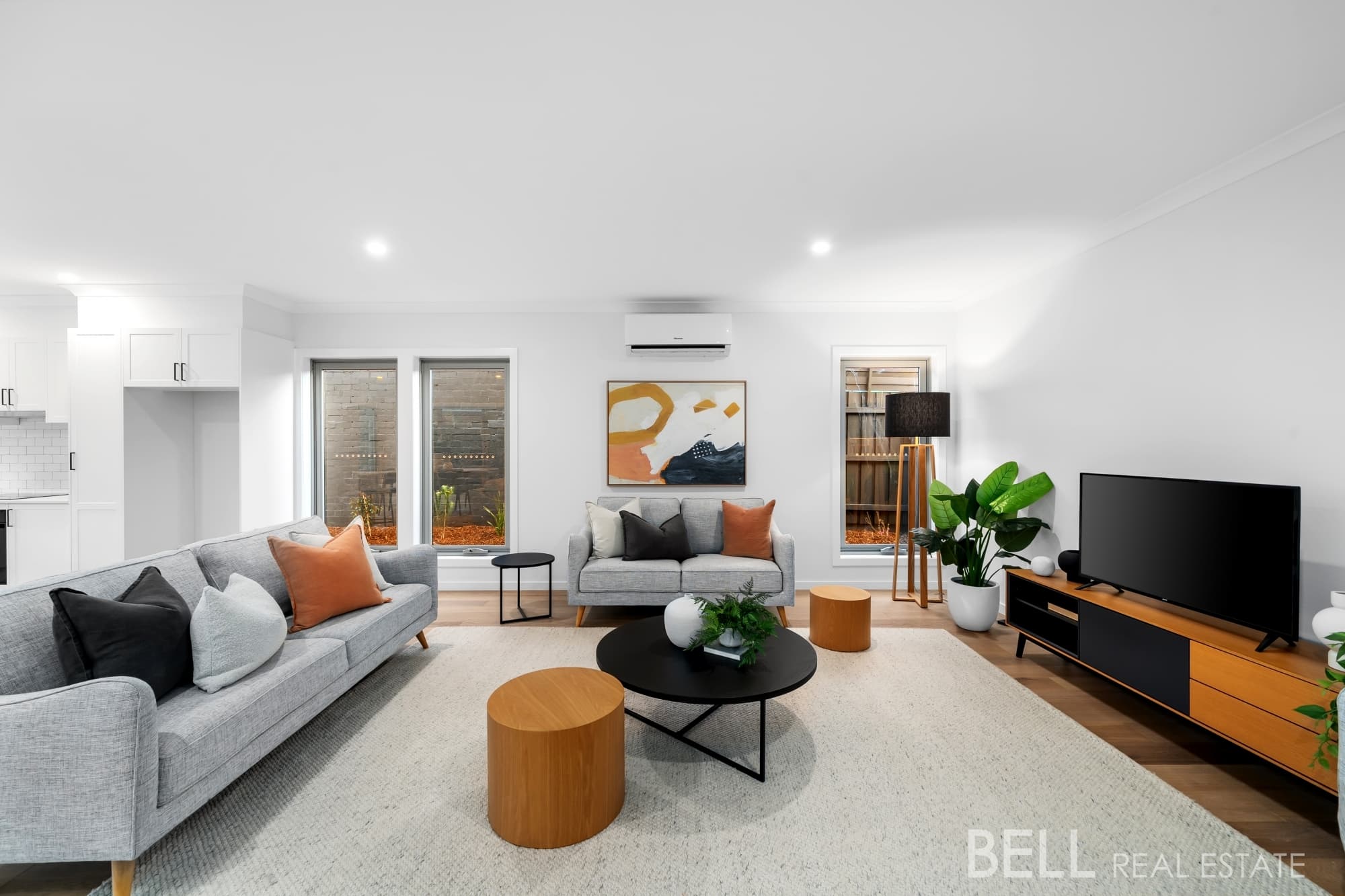 18A Lade Avenue, KILSYTH, Kilsyth - Thumbnail 3
