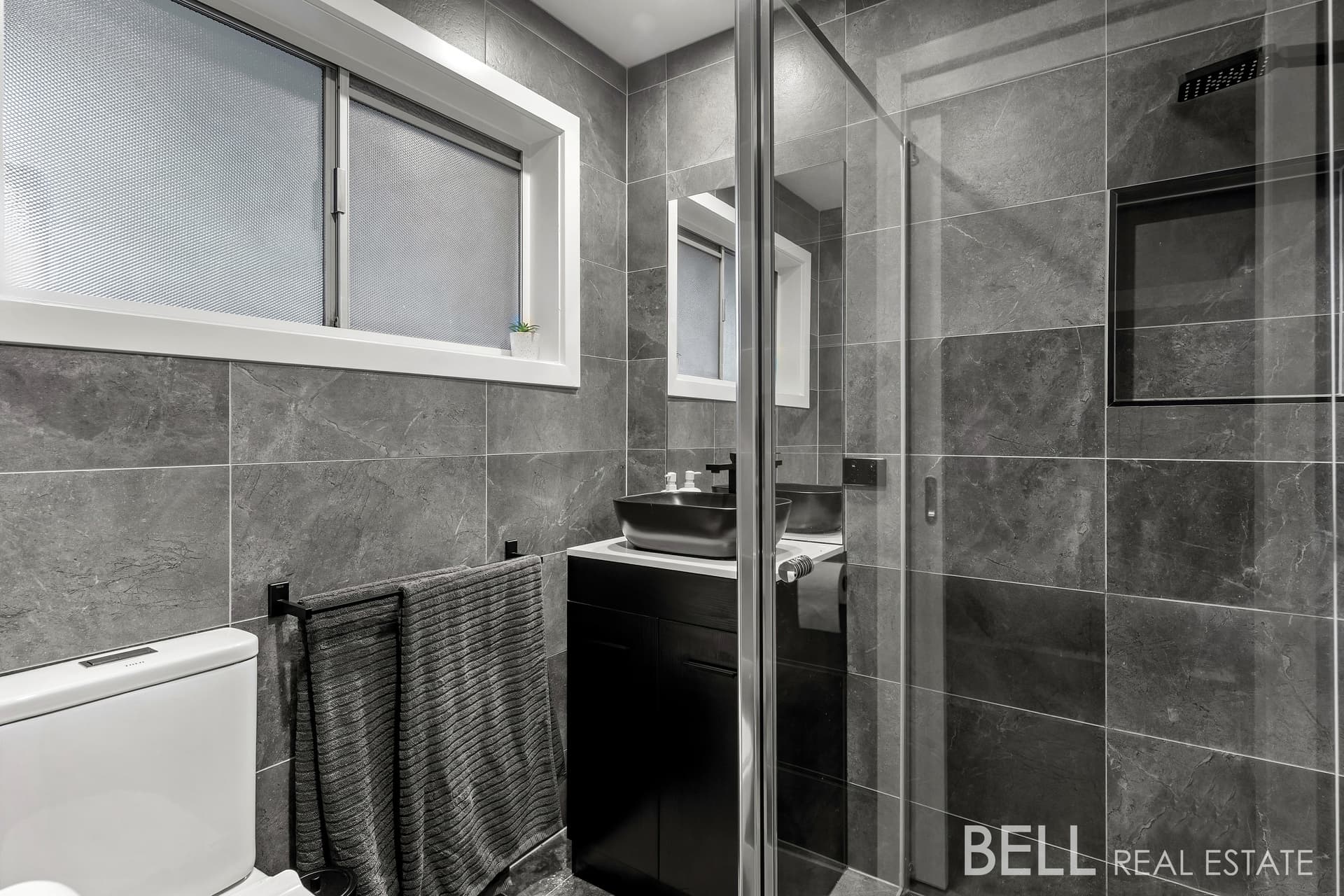 17 Russell Road, GEMBROOK, Gembrook - Thumbnail 8