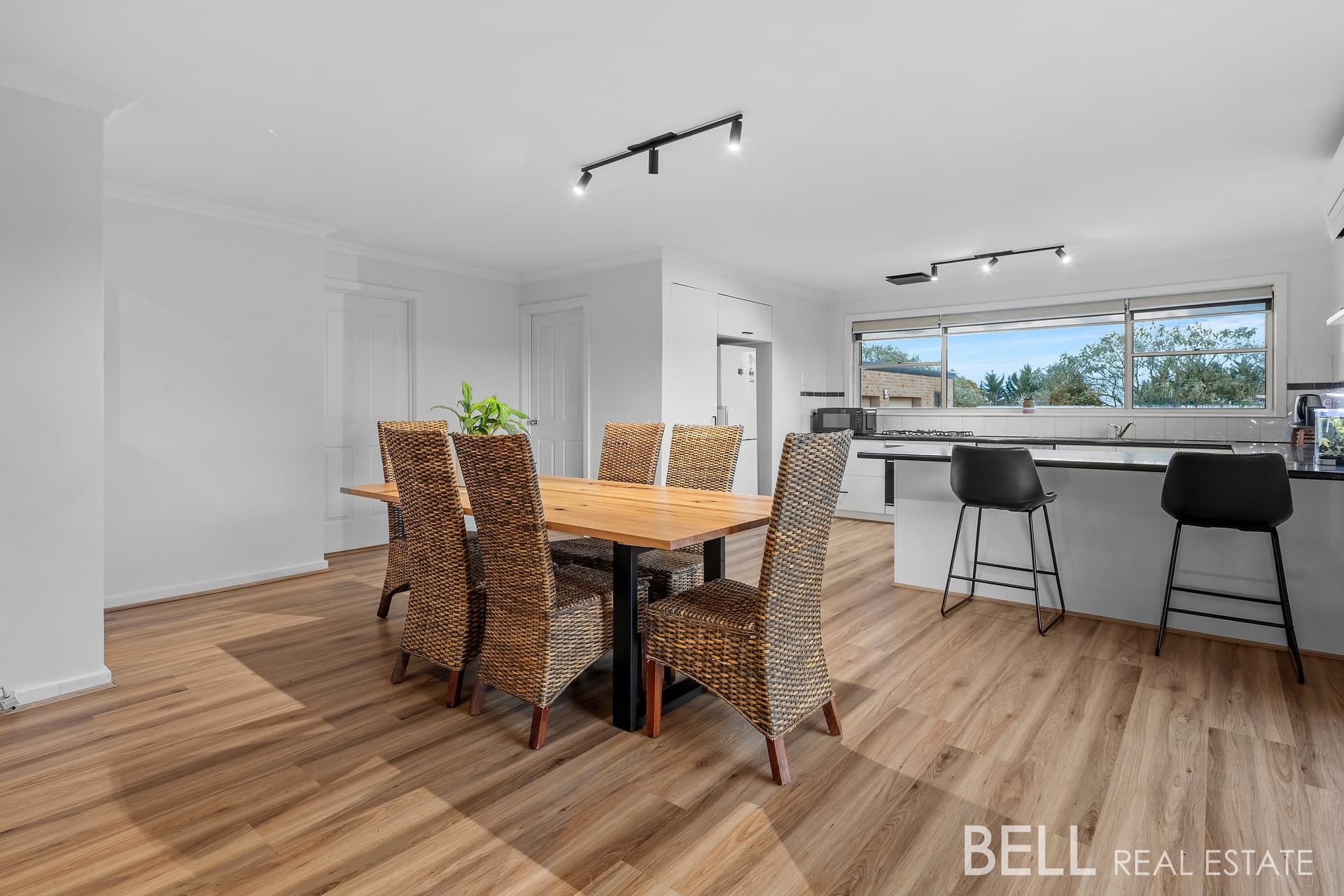 17 Russell Road, GEMBROOK, Gembrook - Thumbnail 4