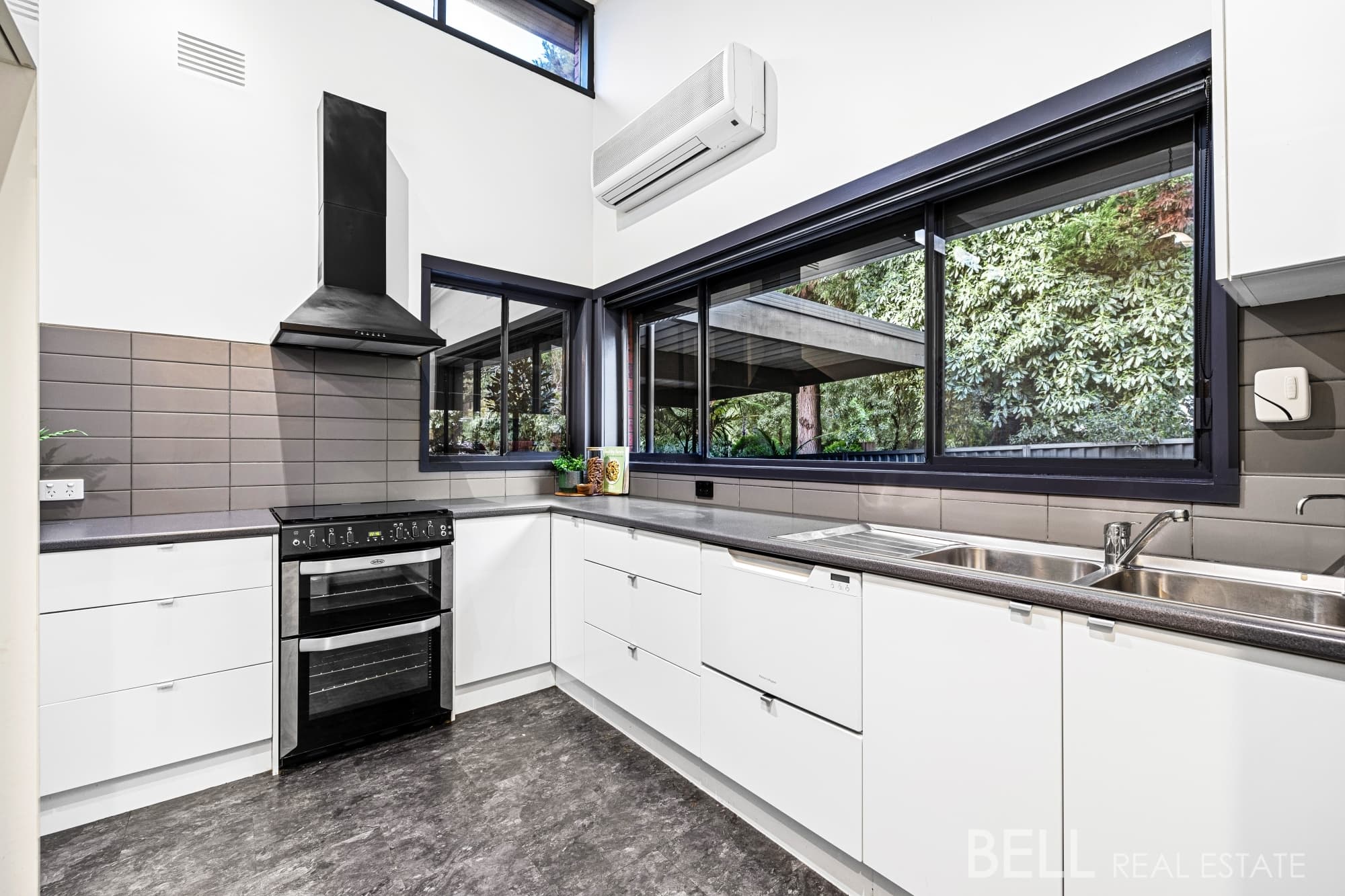 873 Mount Dandenong Road, MONTROSE, Montrose - Thumbnail 8