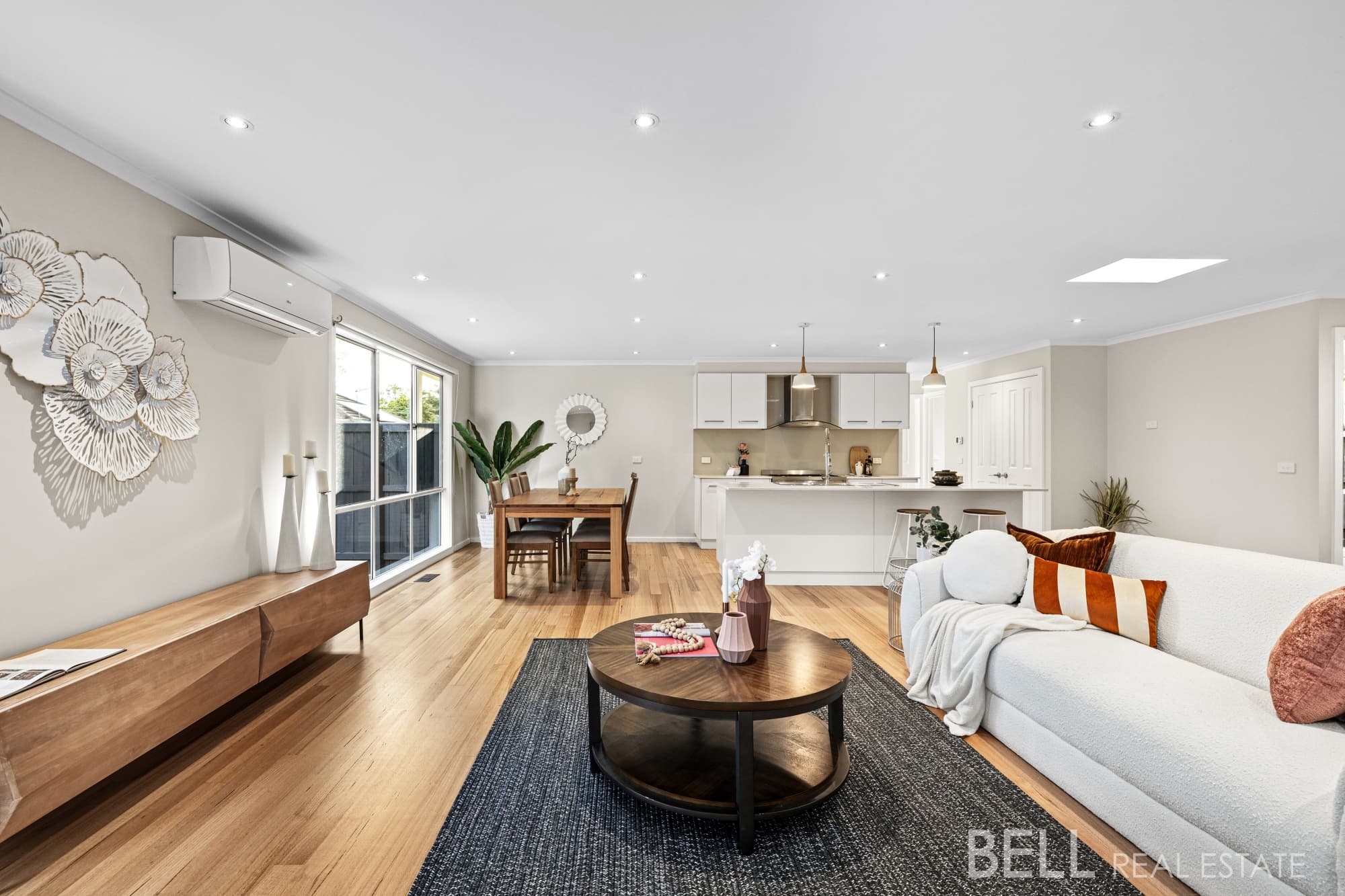 18A Bradman Avenue, MOUNT EVELYN, Mount Evelyn - Thumbnail 2