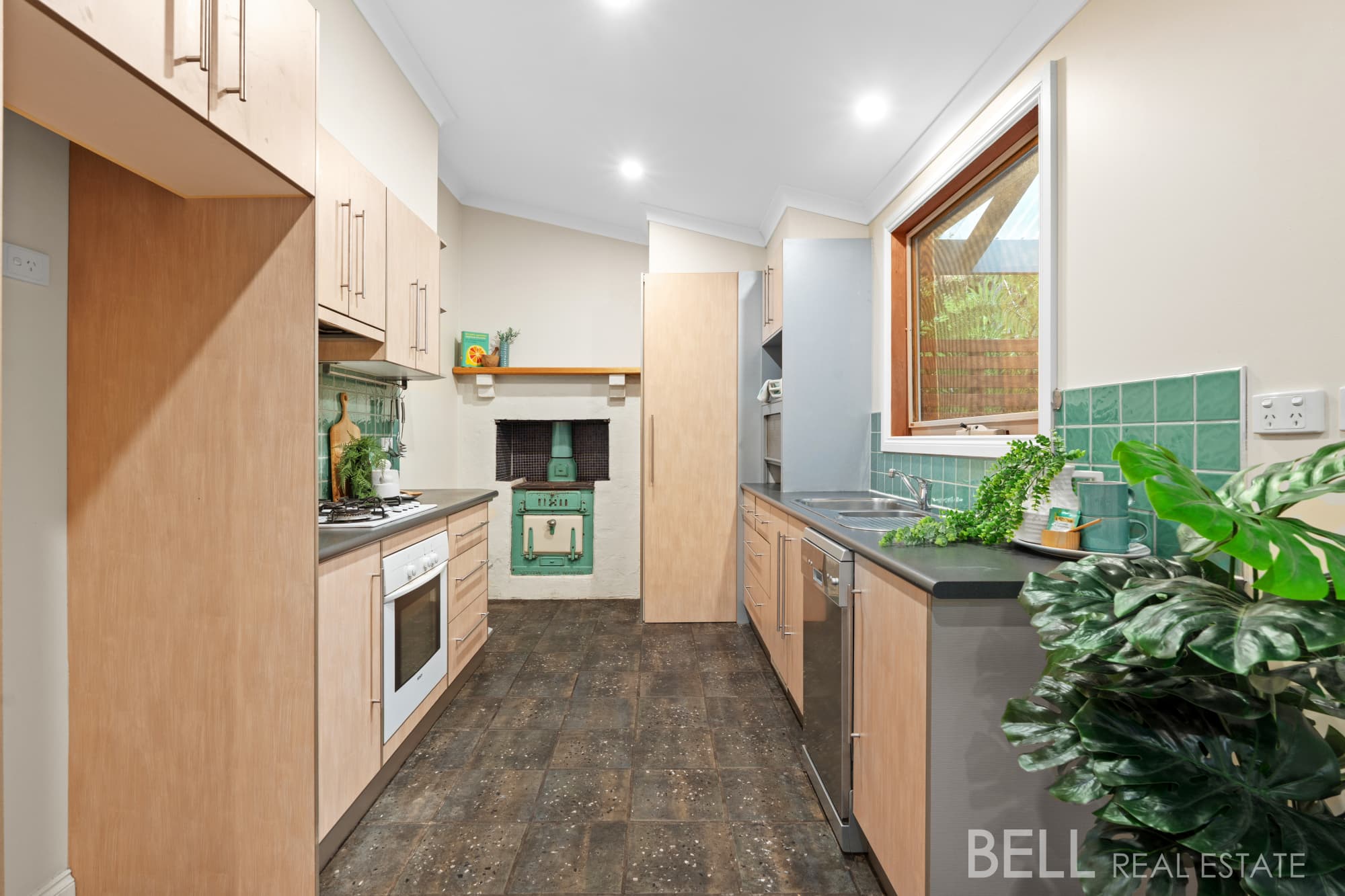 20 The Avenue, UPWEY, Upwey - Thumbnail 6