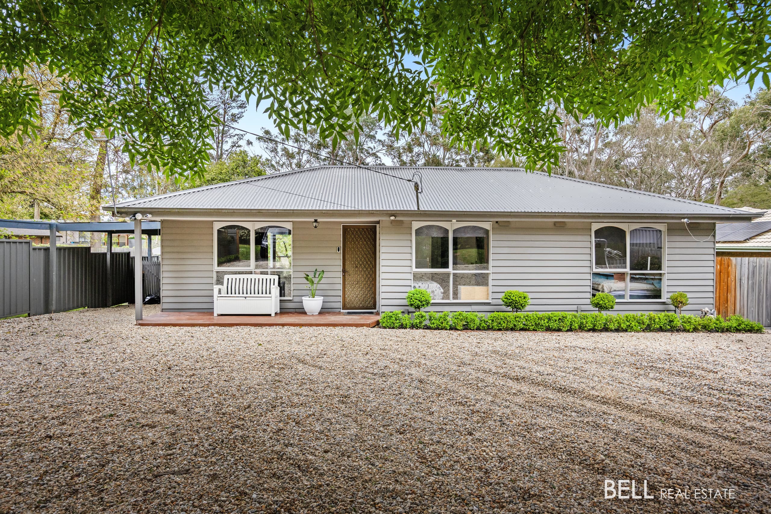 9 Cairncroft Avenue, LAUNCHING PLACE, Launching Place - Image 1