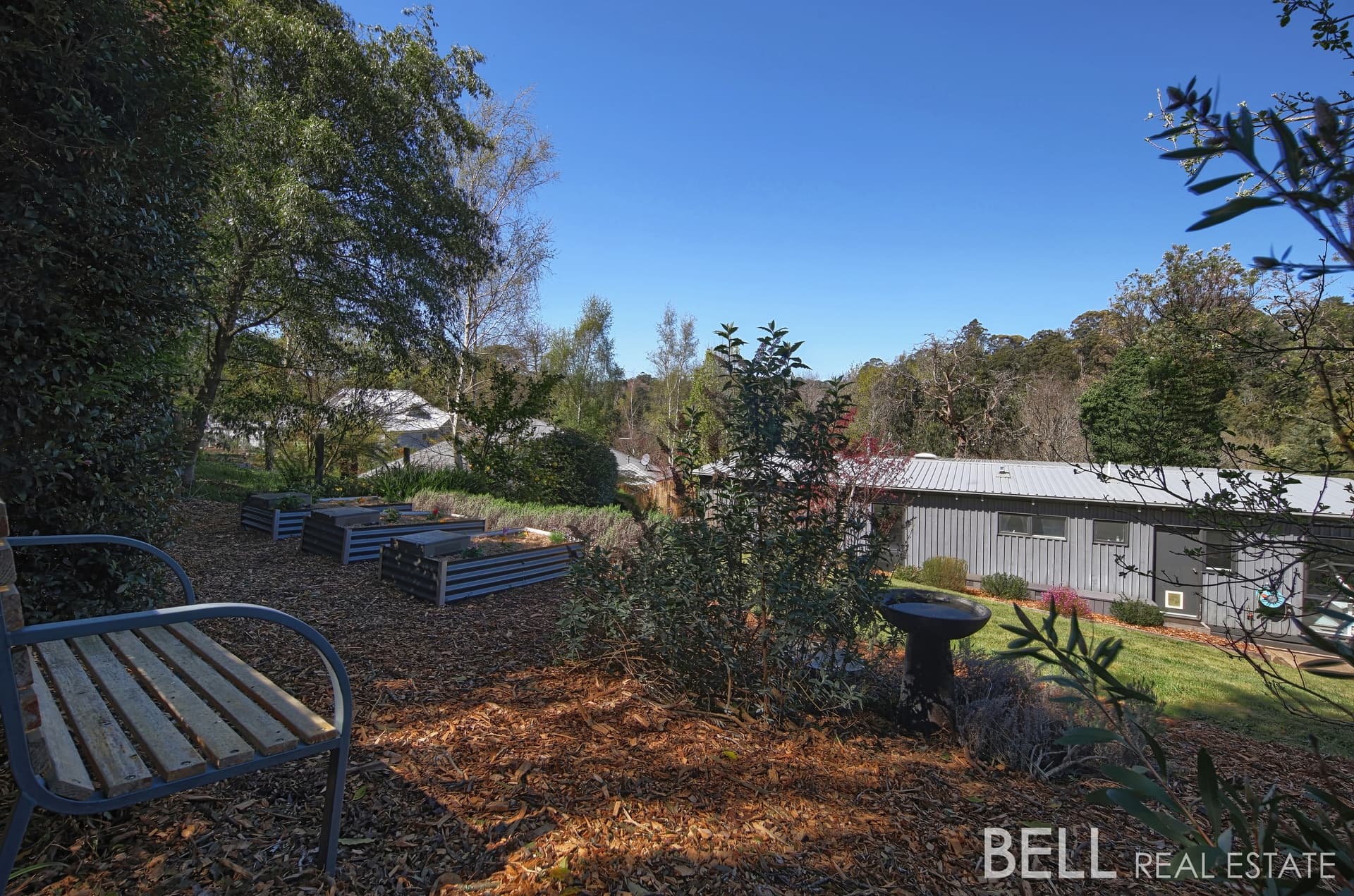 21 Emerald Lake Road, EMERALD, Emerald - Thumbnail 5