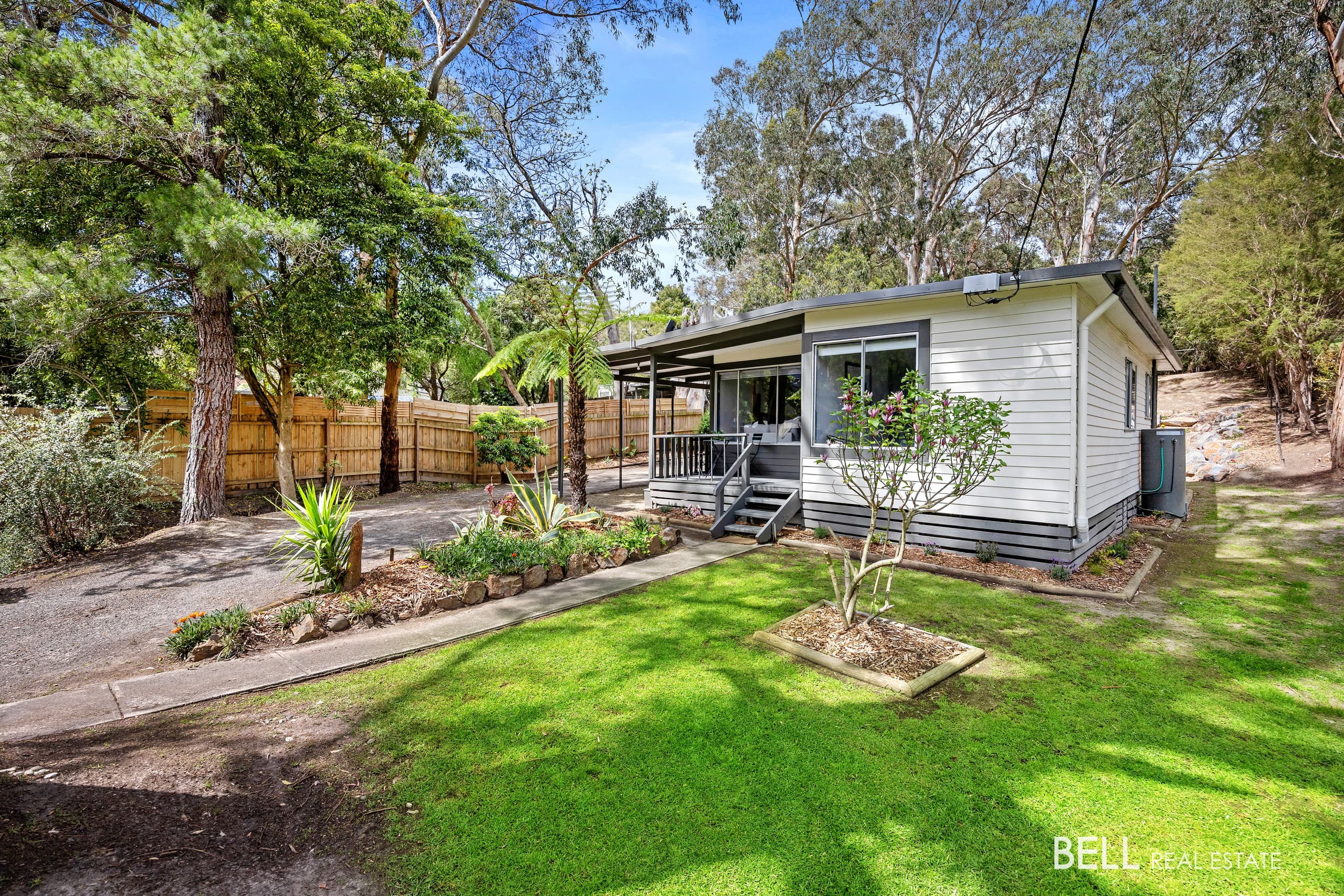 2 The Crescent, WESBURN, Wesburn - Image 1