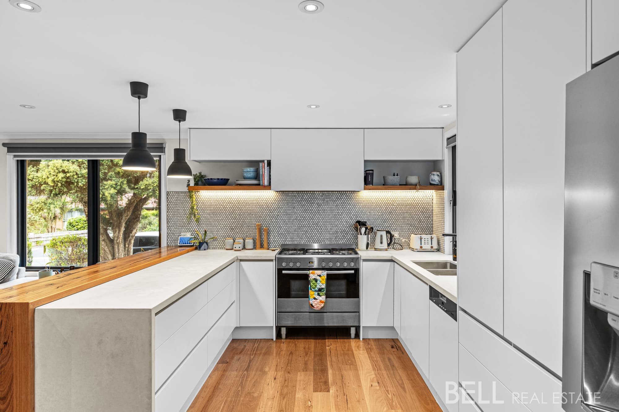 34 Joanne Avenue, CHIRNSIDE PARK, Chirnside Park - Thumbnail 4