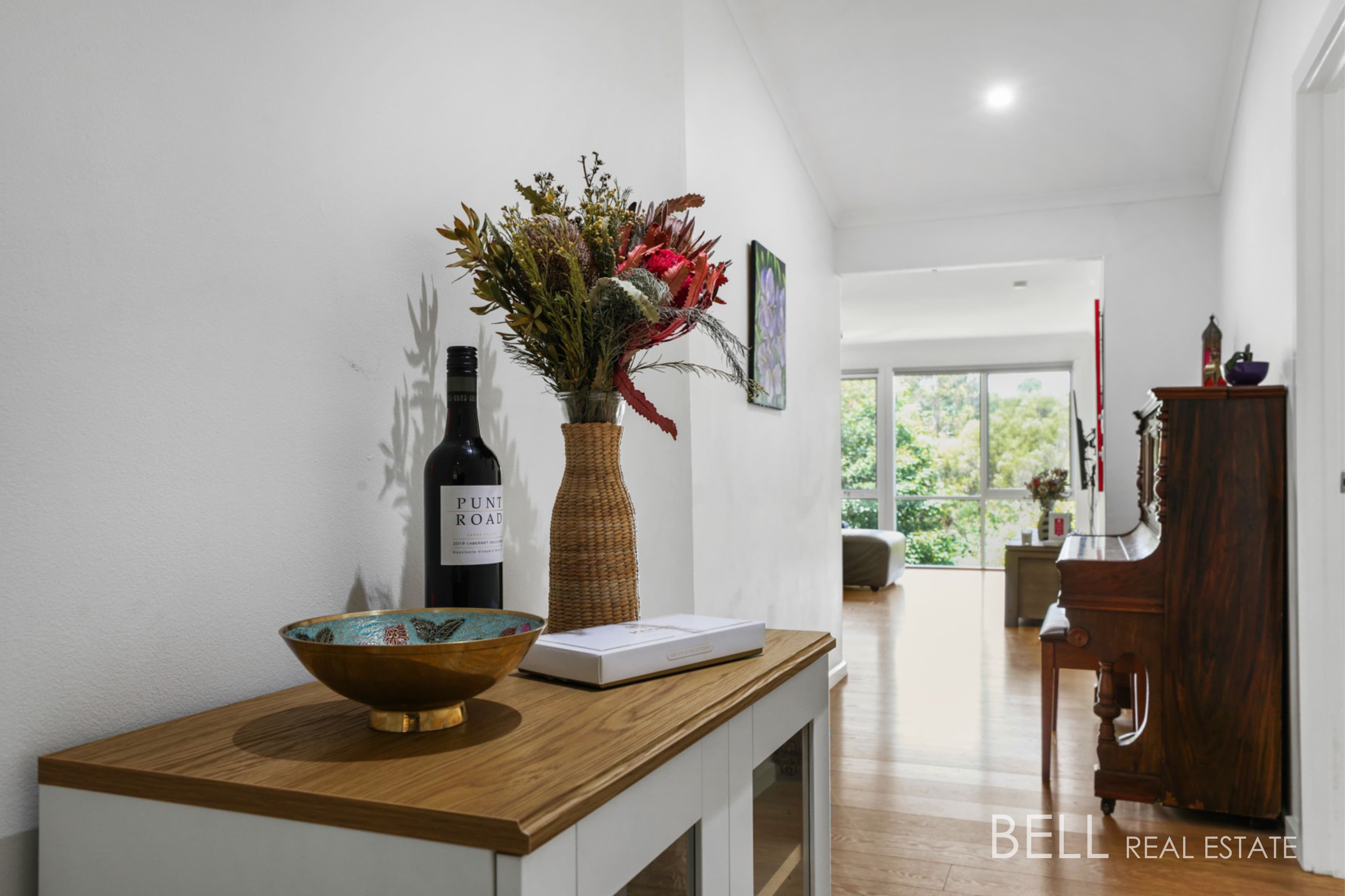 18 Douglas Crescent, MONBULK, Monbulk - Thumbnail 8