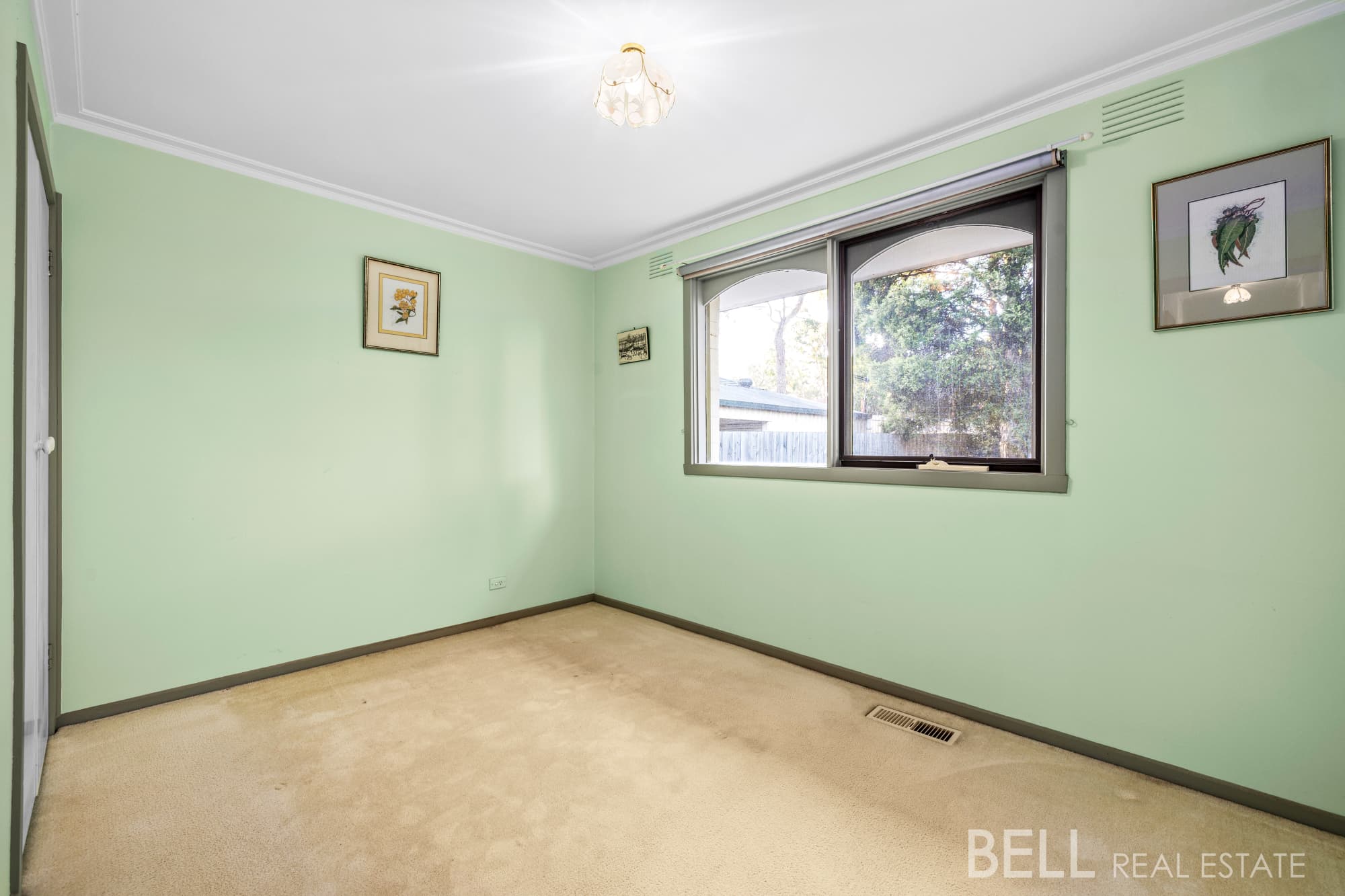 29 Walnut Drive, KILSYTH, Kilsyth - Thumbnail 8