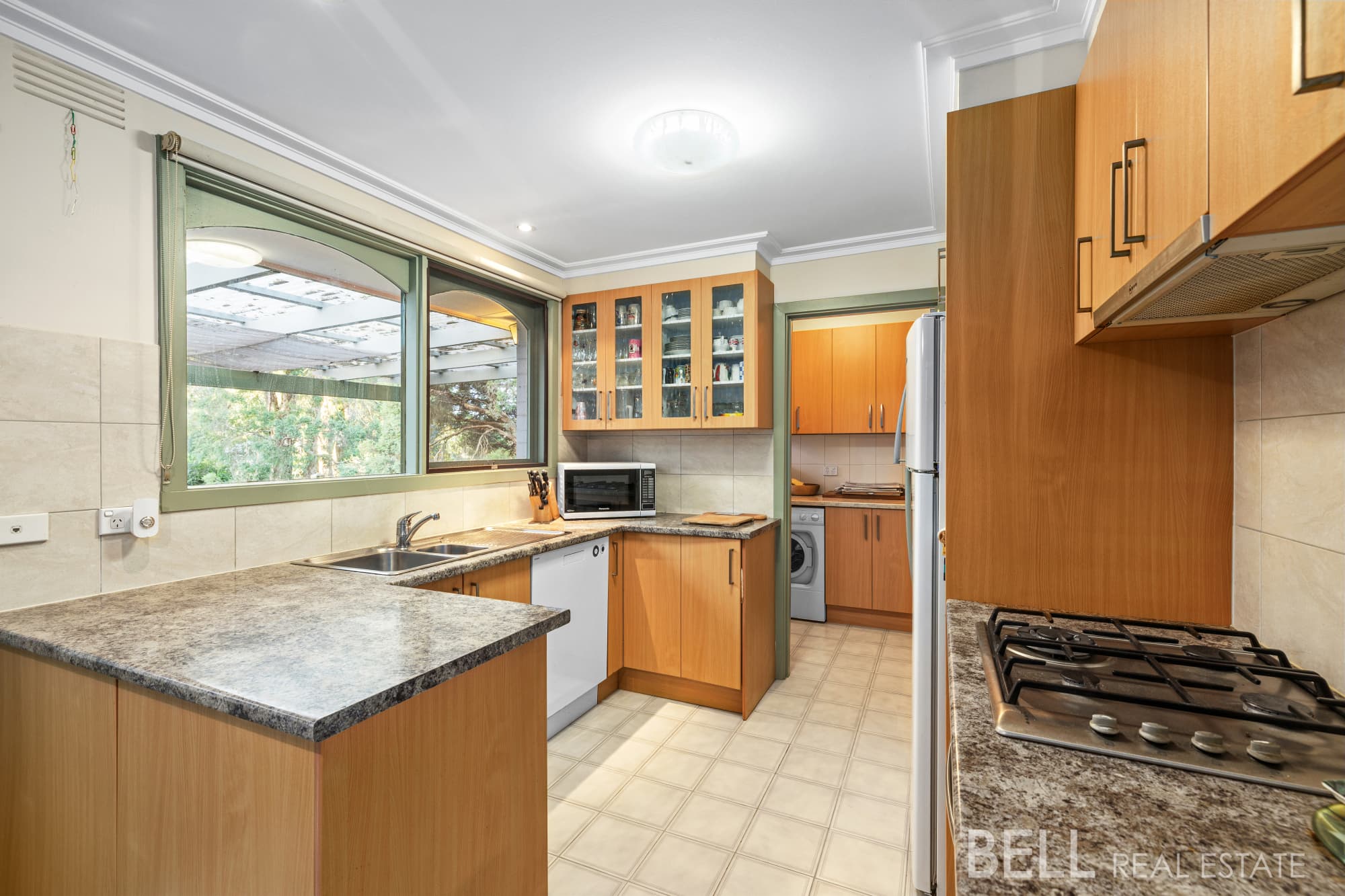 29 Walnut Drive, KILSYTH, Kilsyth - Thumbnail 5