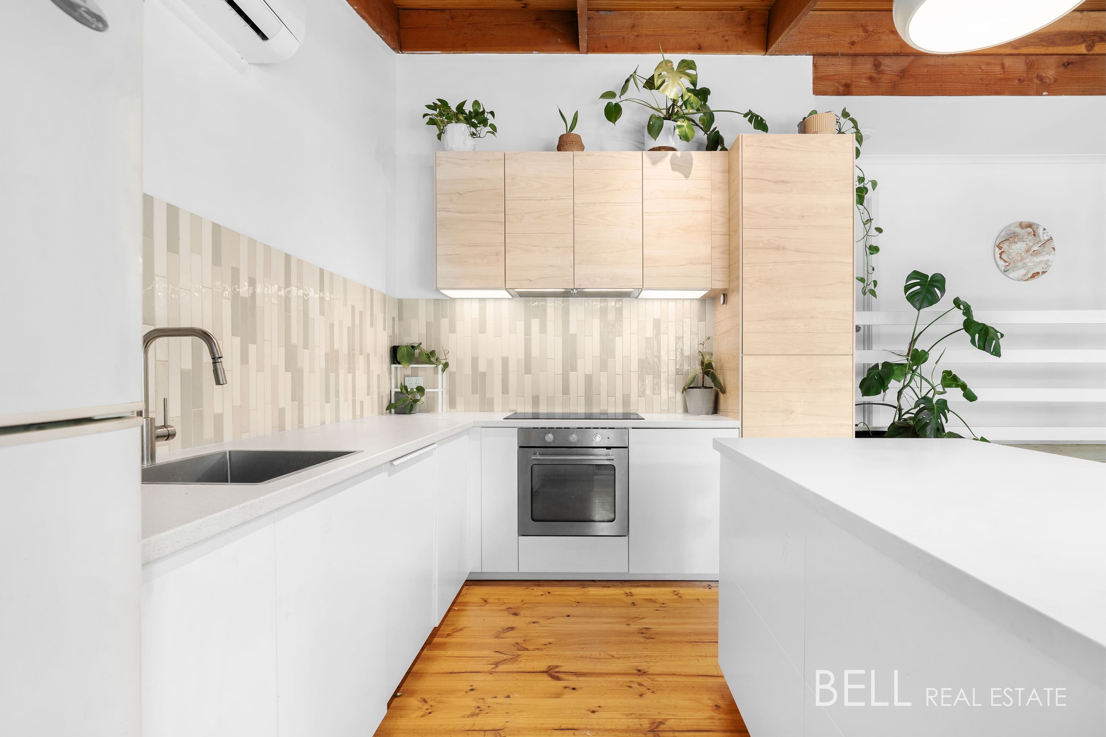 240 Swansea Road, MOUNT EVELYN, Mount Evelyn - Thumbnail 2