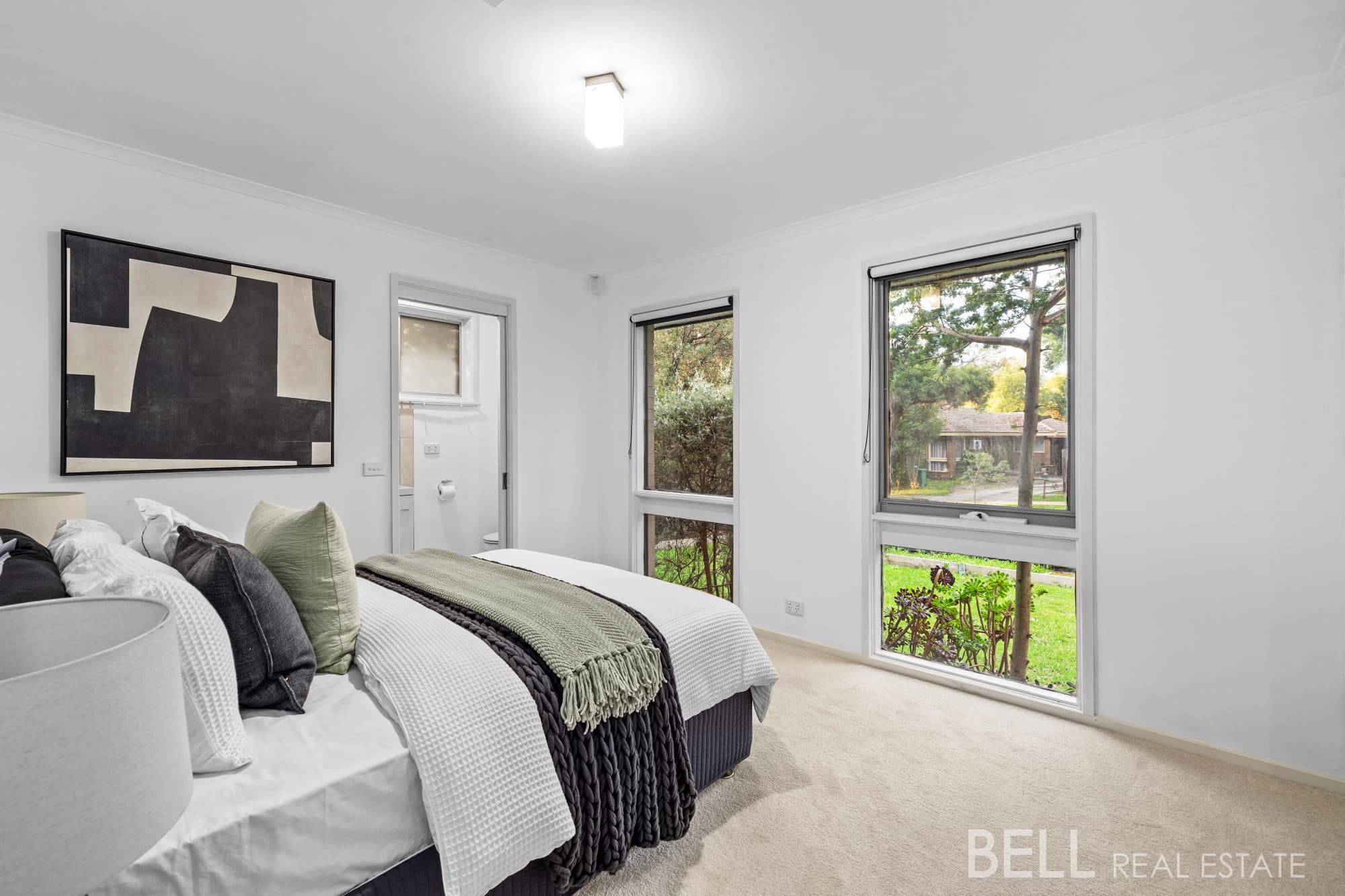 10 Blandford Crescent, BAYSWATER NORTH, Bayswater North - Thumbnail 7