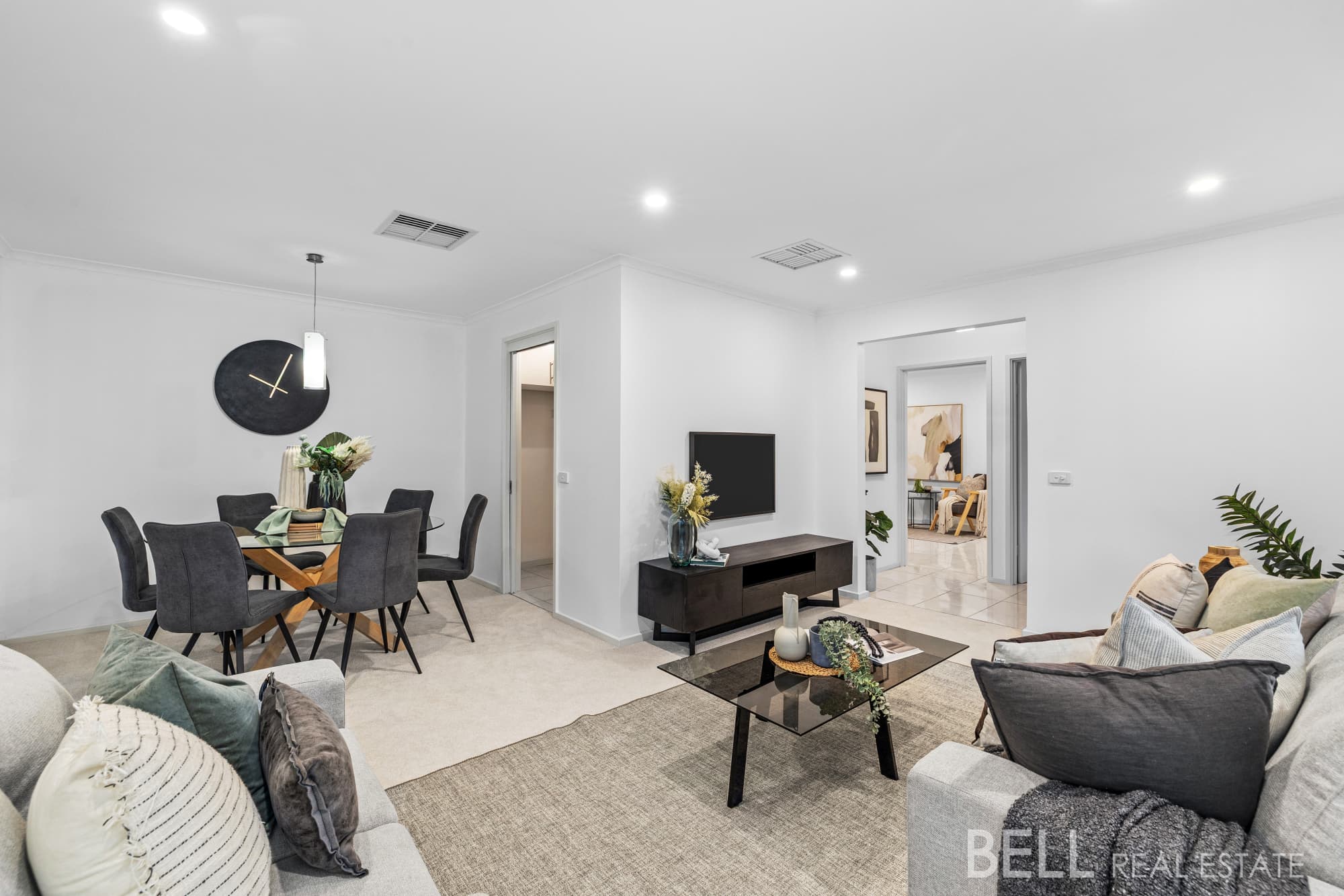 10 Blandford Crescent, BAYSWATER NORTH, Bayswater North - Thumbnail 3