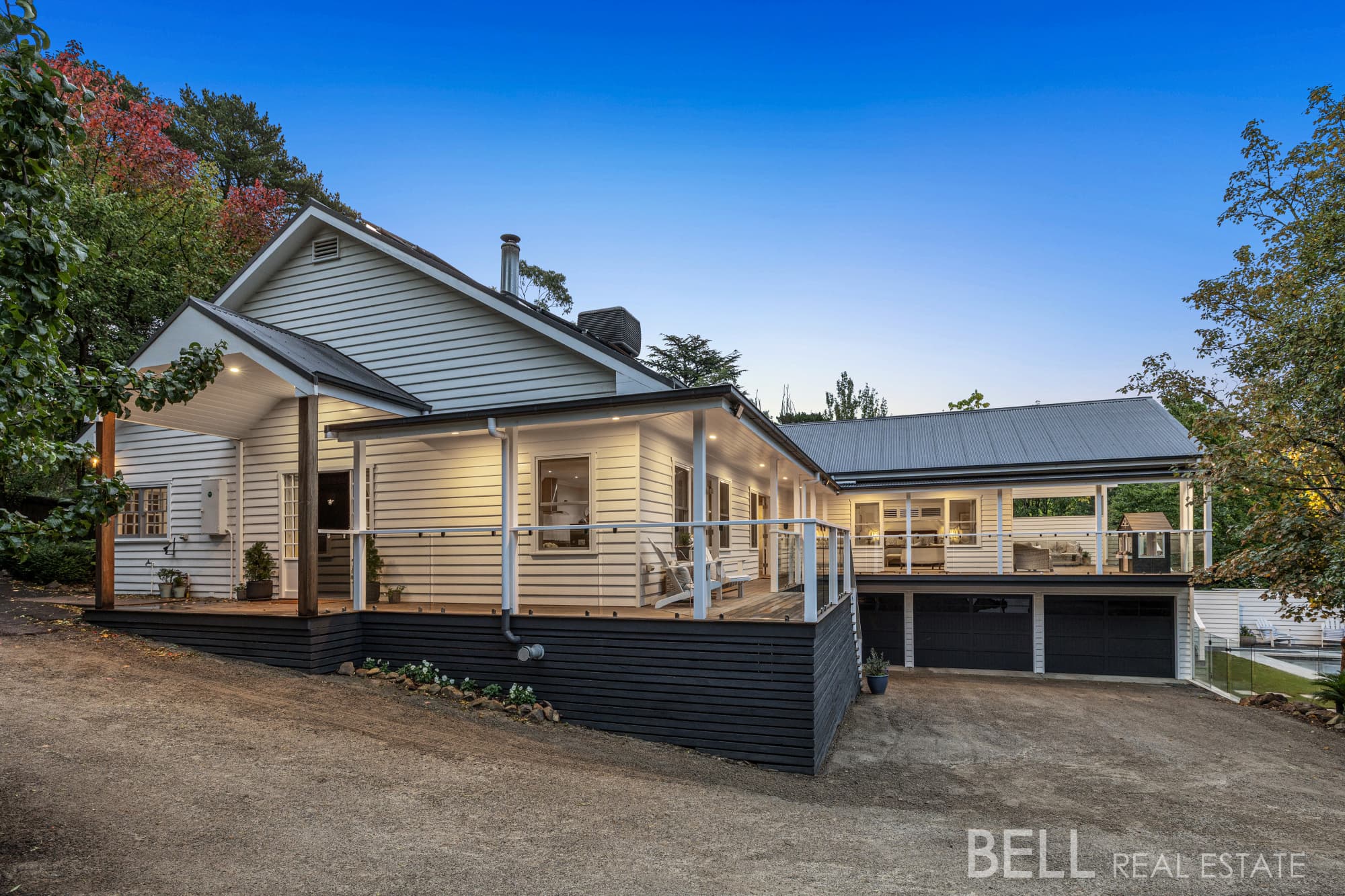 33 Pine Road, MOOROOLBARK, Mooroolbark - Thumbnail 2