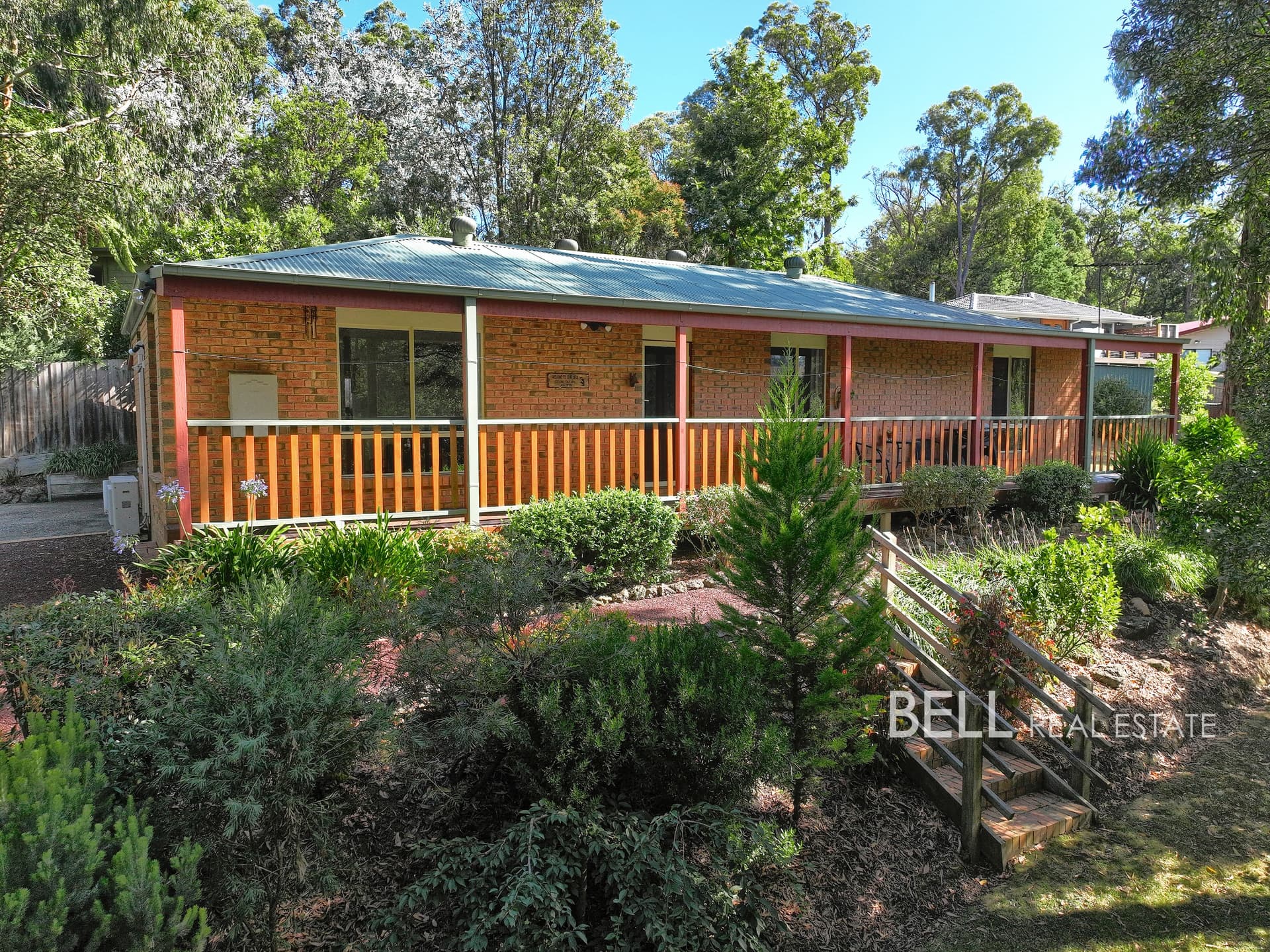 15 Naughton Street, COCKATOO, Cockatoo - Image 1