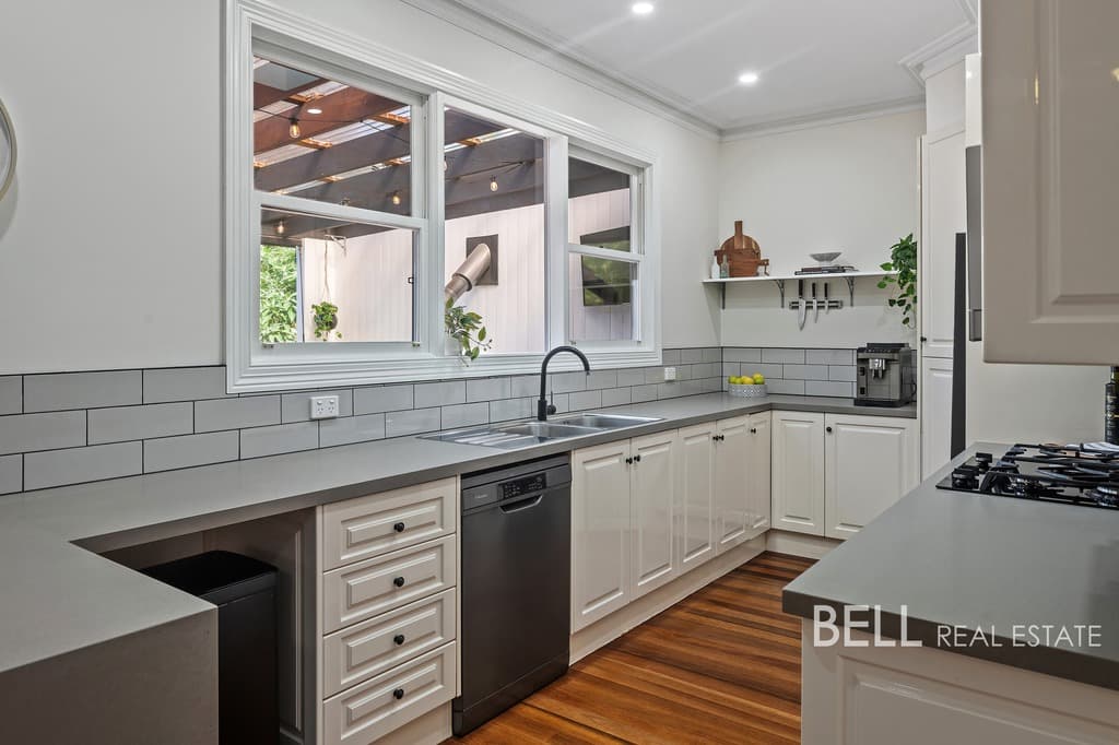 8 Jacka Road, AVONSLEIGH, Avonsleigh - Thumbnail 5